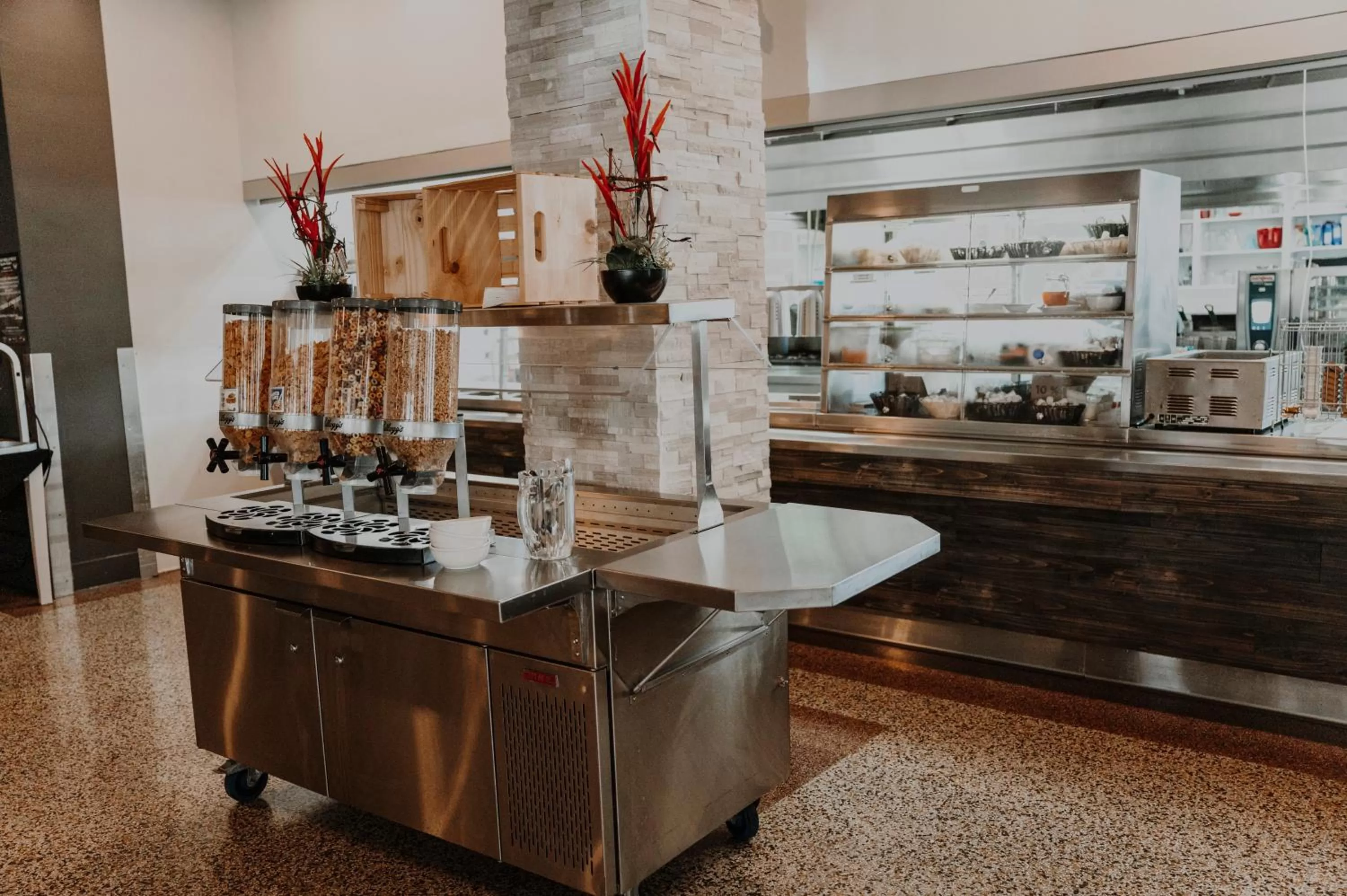 Food and drinks in Hotel Historique et Manoir Route 66