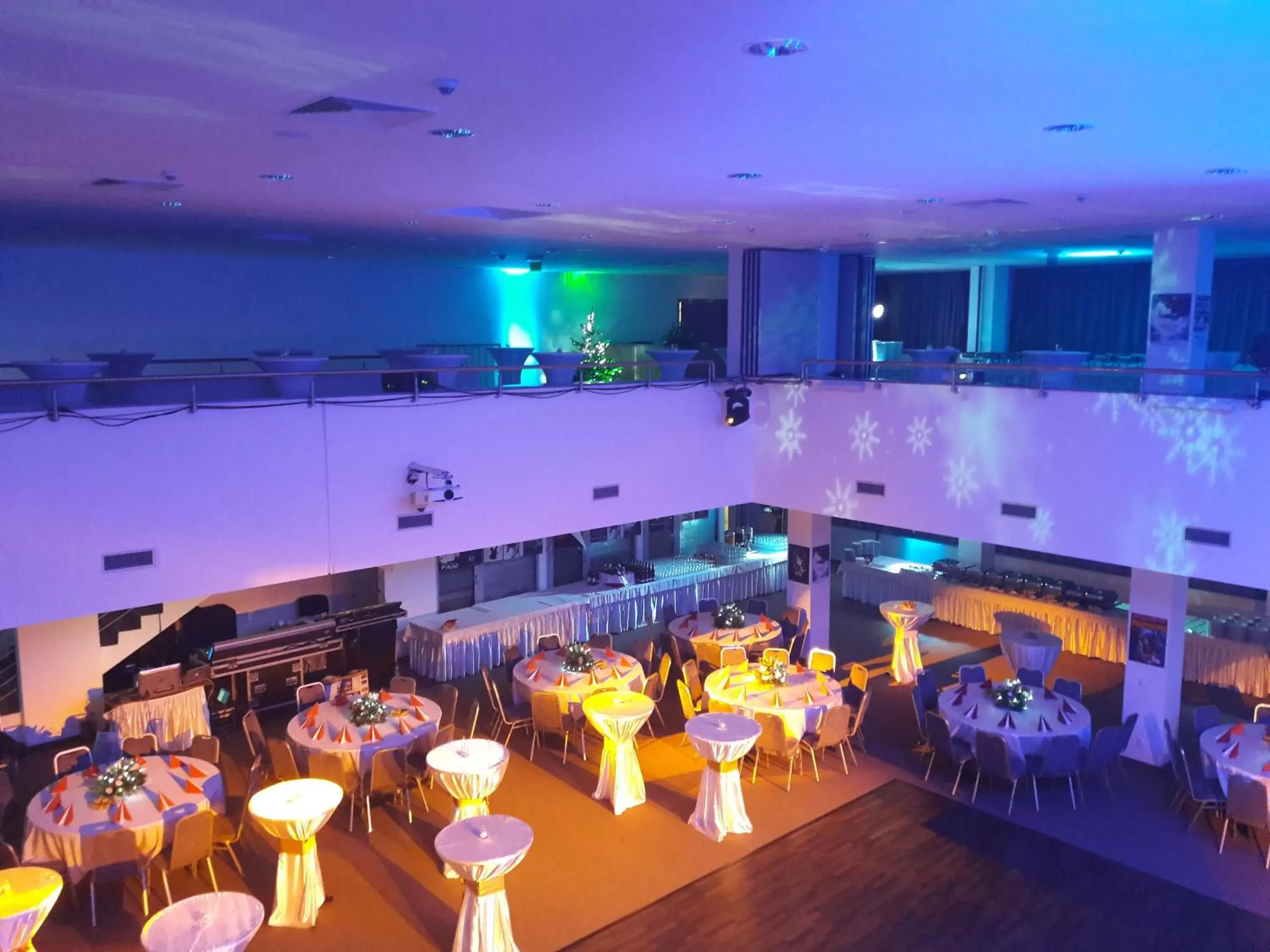 Banquet/Function facilities, Restaurant/Places to Eat in Hotel Saffron