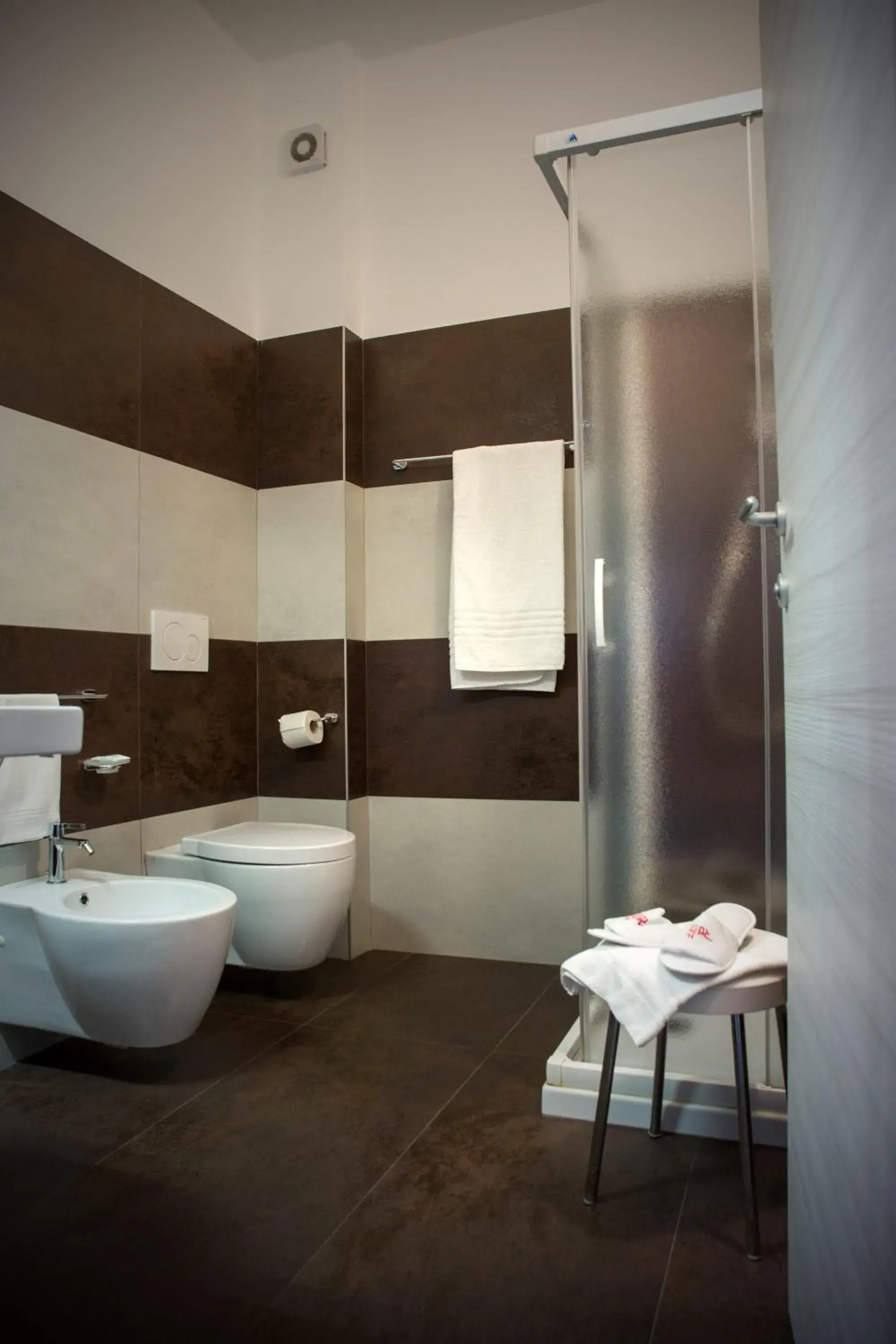 Bathroom in Residence Hotel Torino Uno