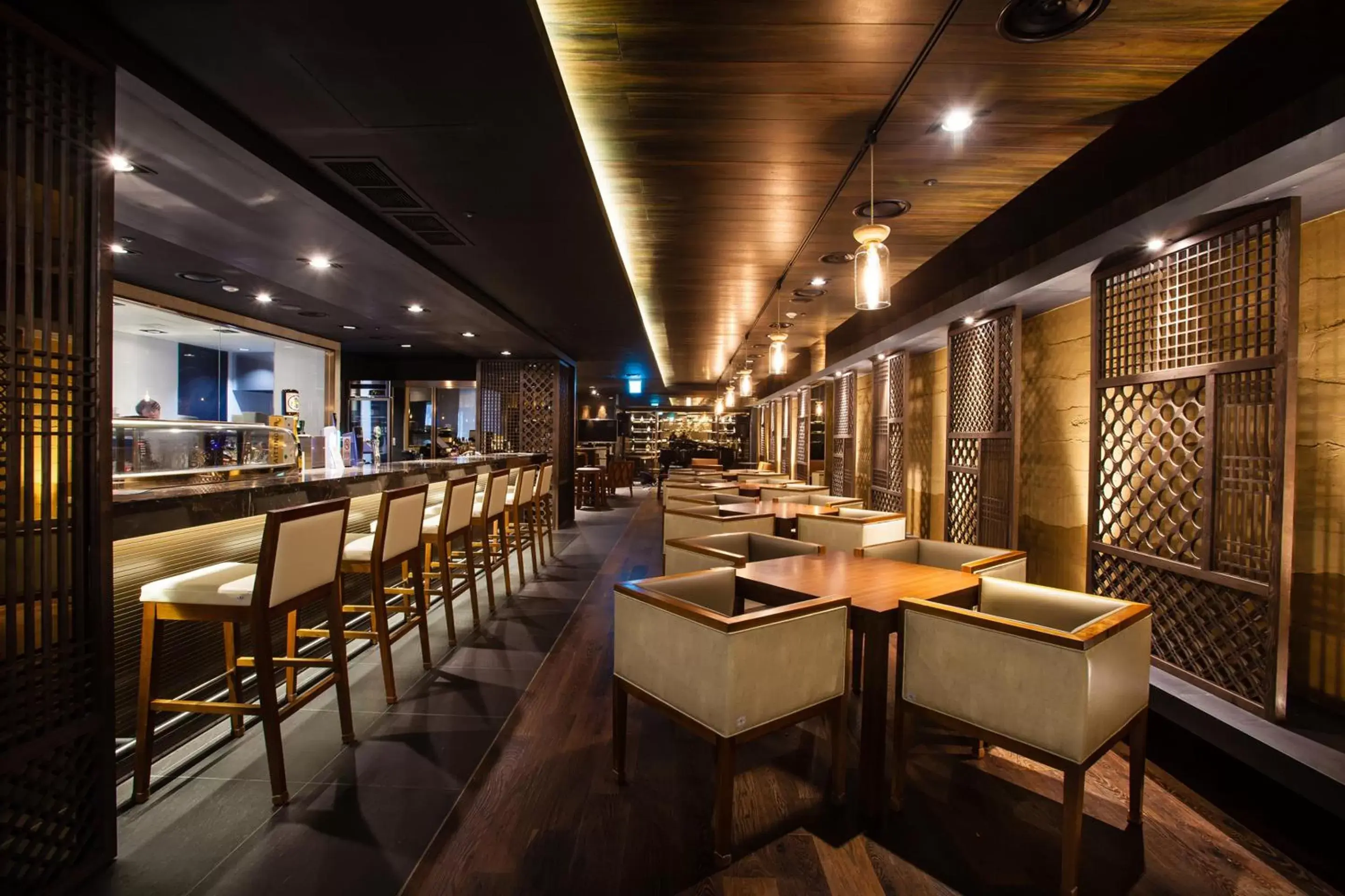 Lounge or bar, Restaurant/Places to Eat in Hotel Hyundai by Lahan Ulsan