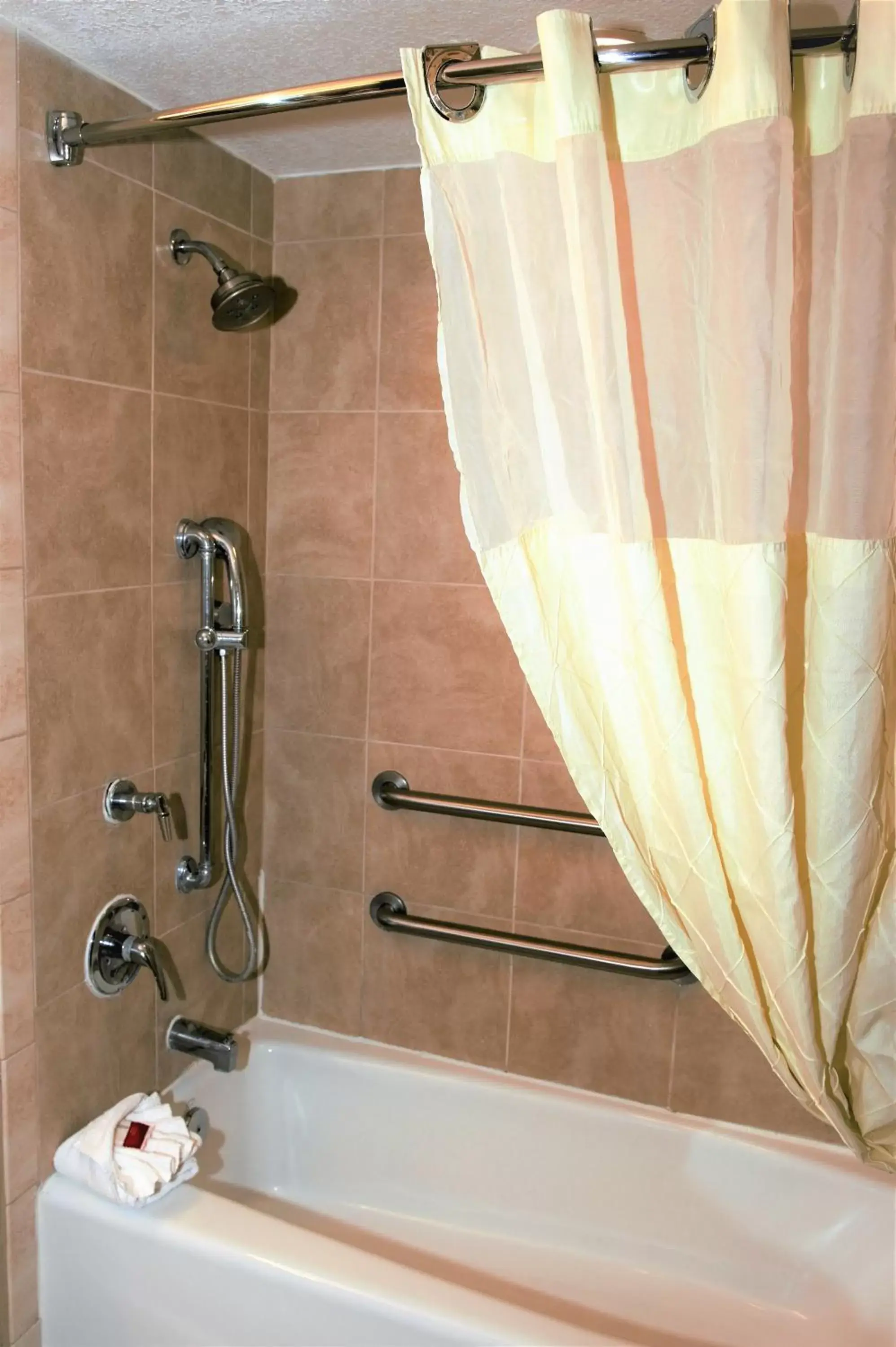 Shower, Bathroom in Microtel Inn & Suites by Wyndham Jacksonville Airport