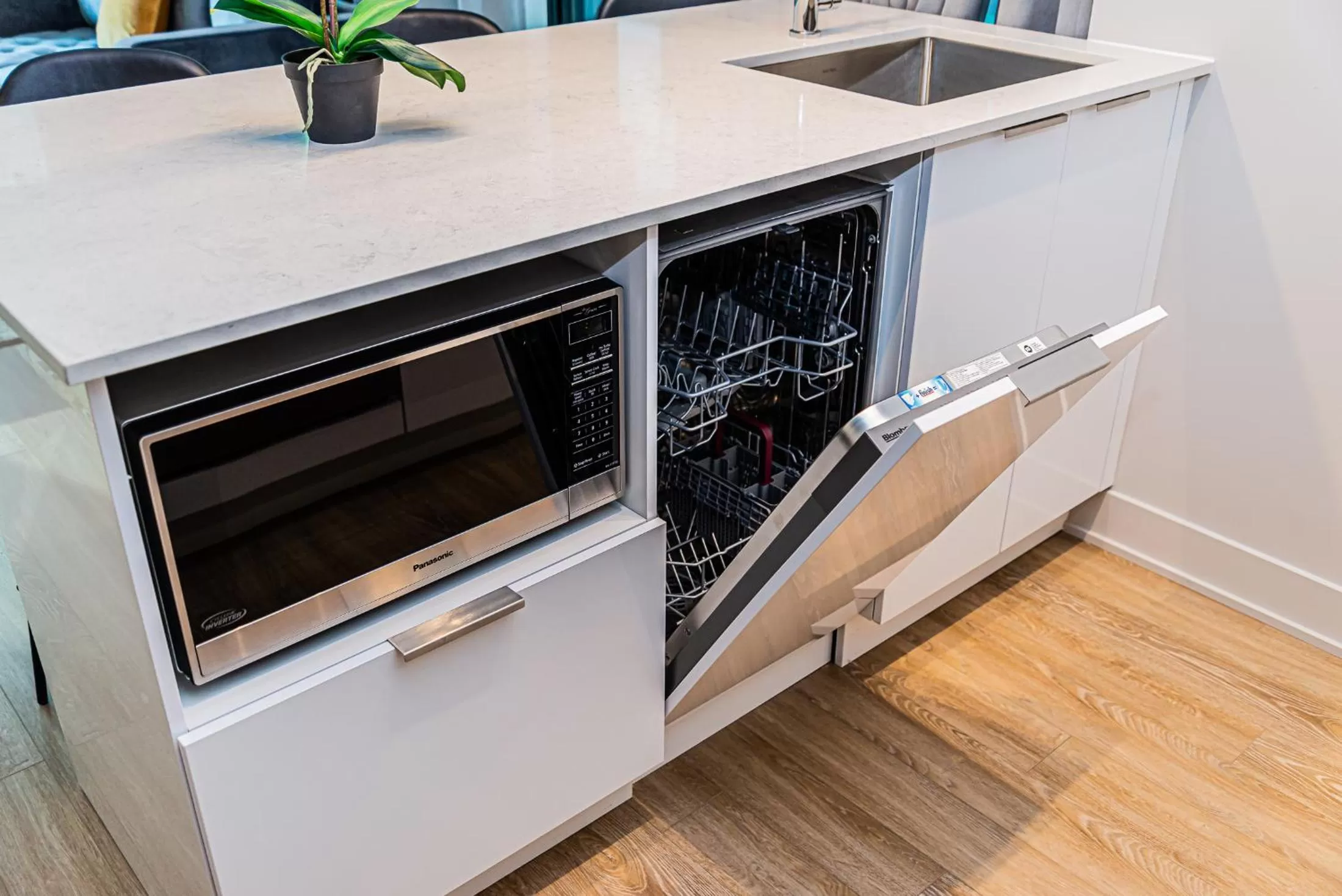 Kitchen or kitchenette in WERFY Luxury Apart-Hotel