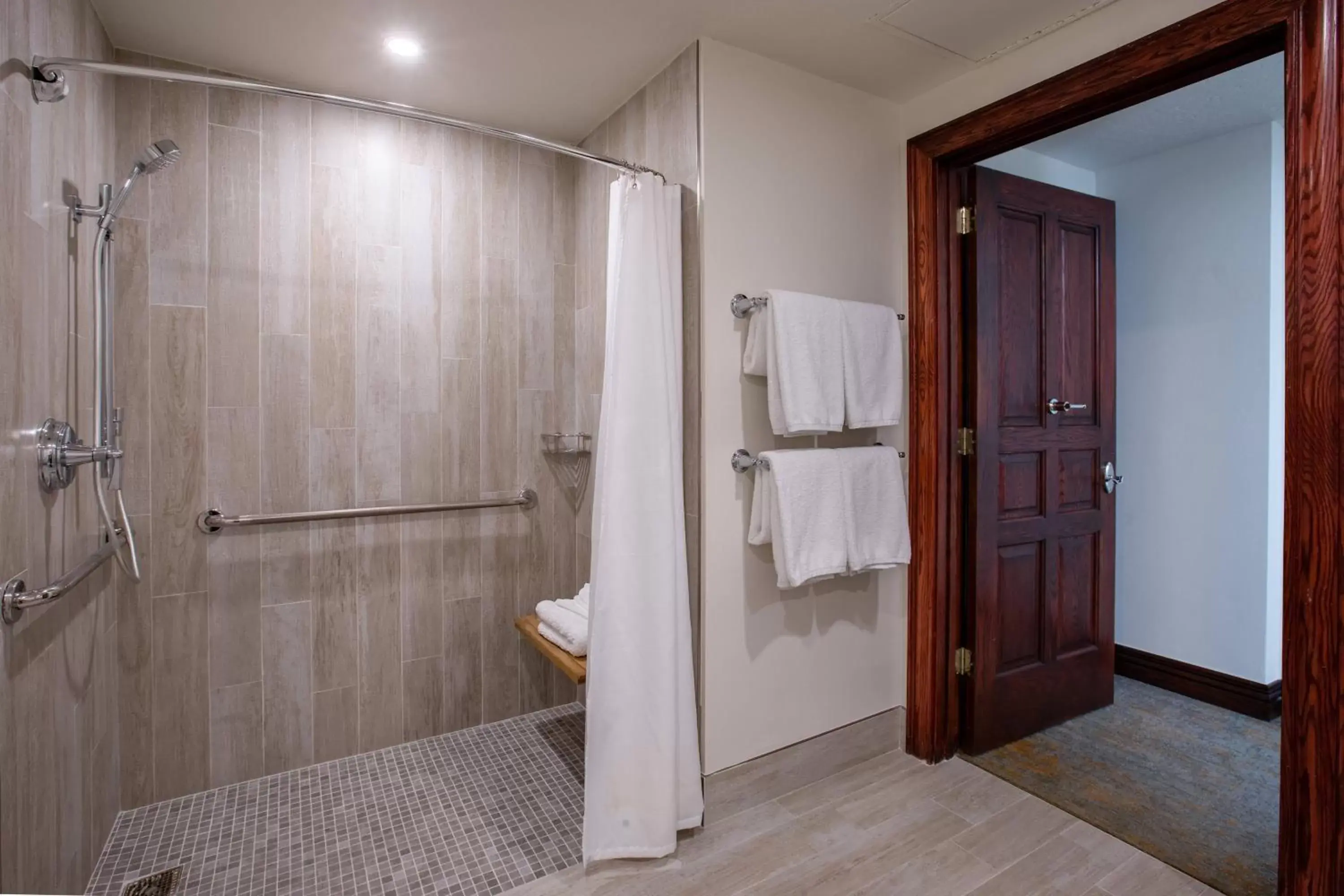 Bathroom in Beaver Creek Lodge, Autograph Collection