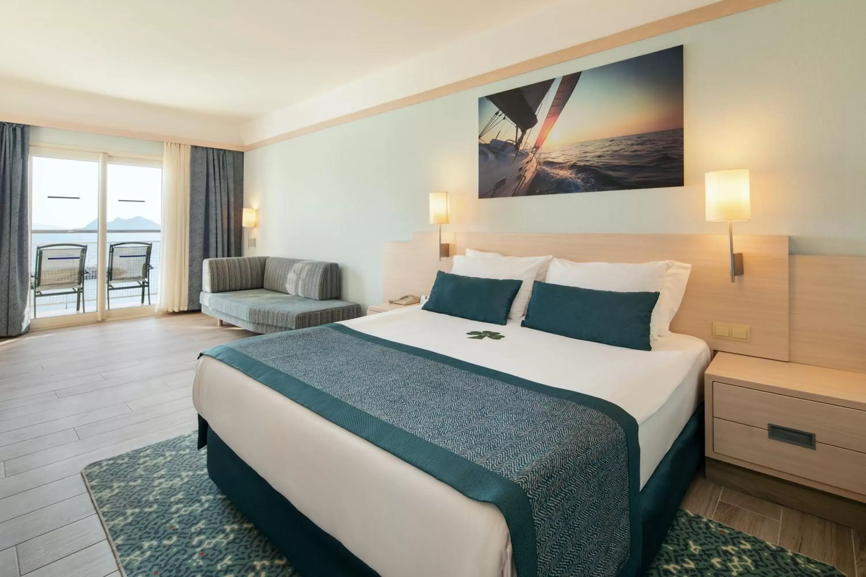 Bed in La Blanche Resort & Spa