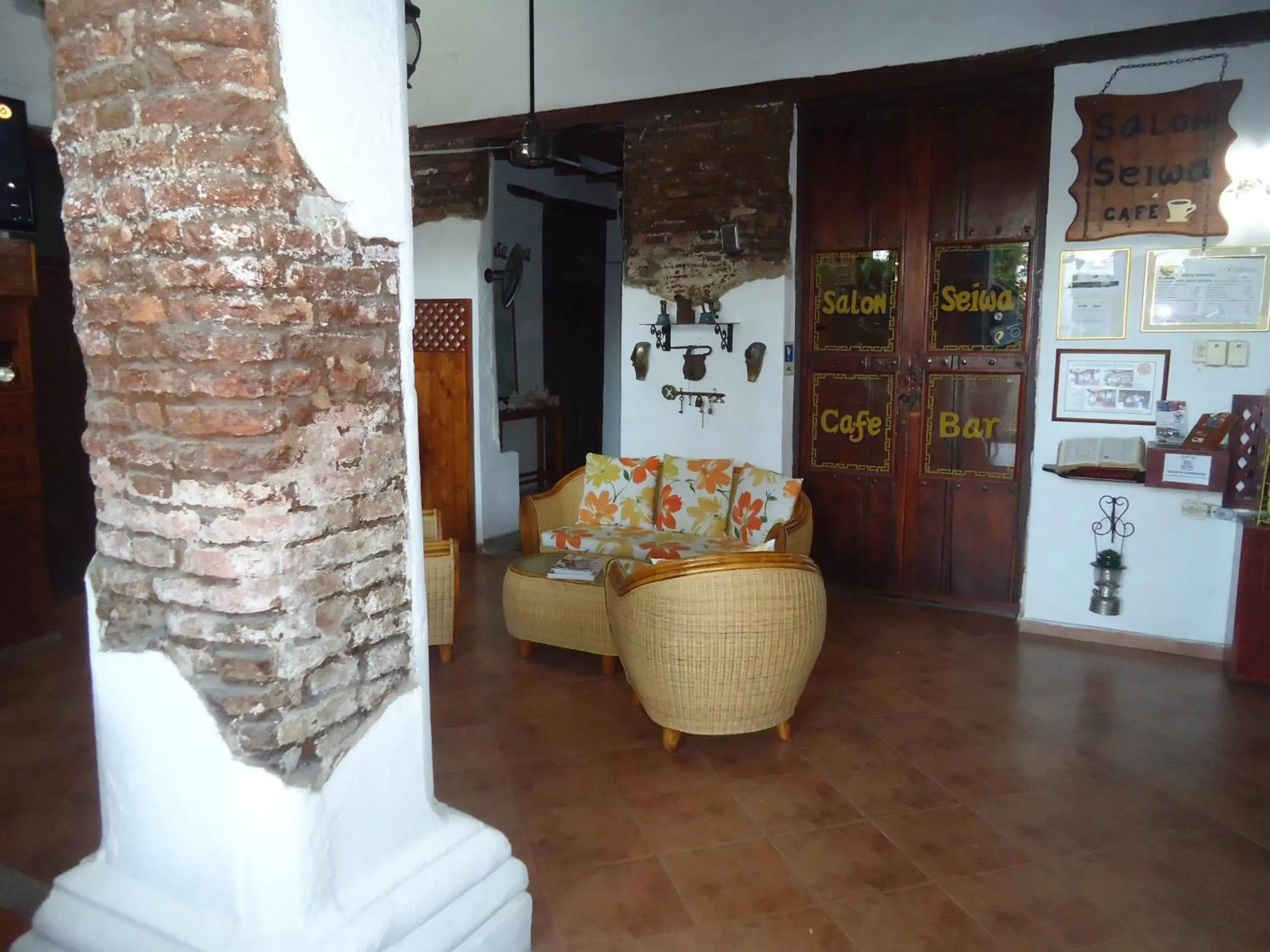 Seating area in Hotel Nueva Granada