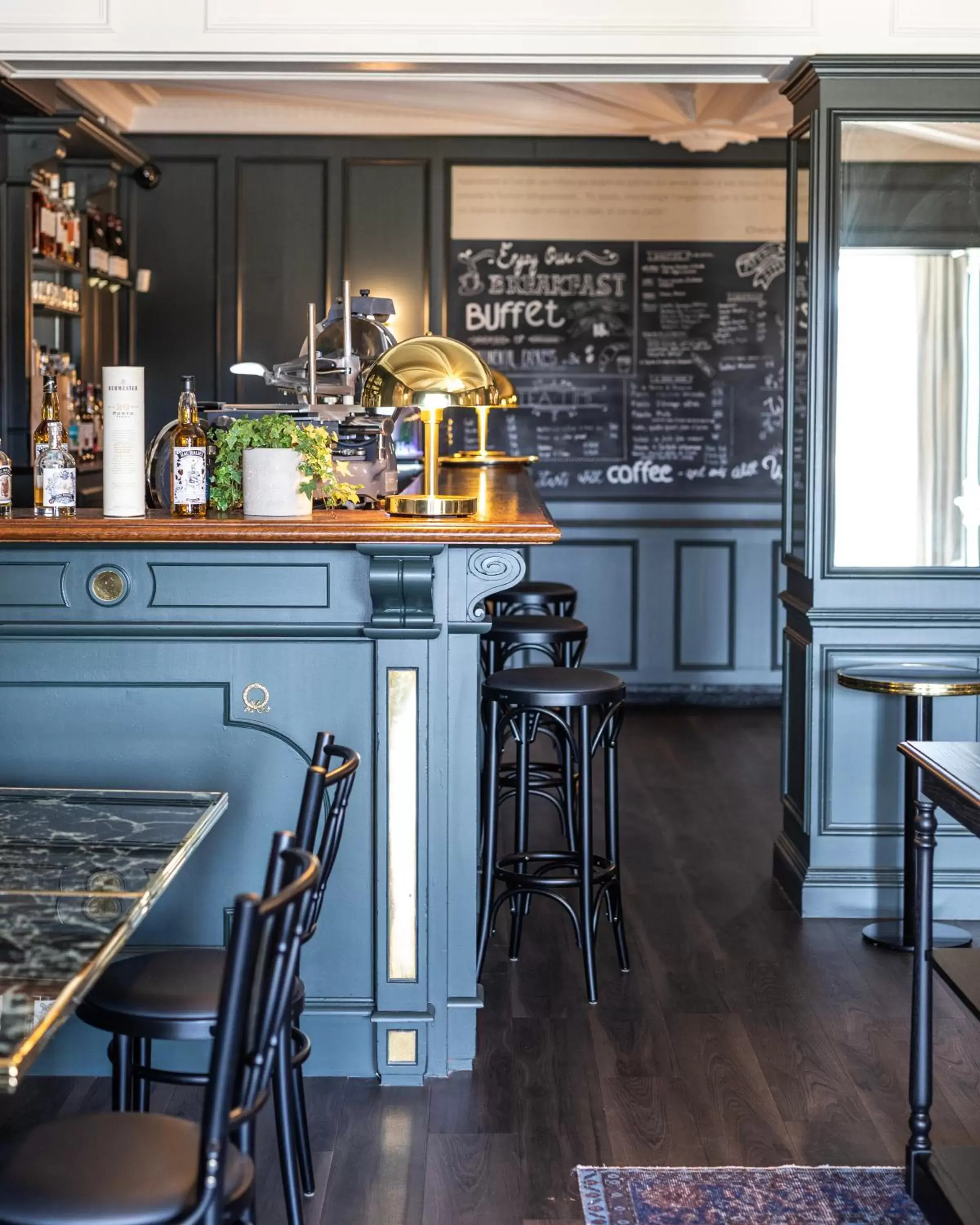 Lounge or bar, Lounge/Bar in Ermitage De Corton - Les Collectionneurs