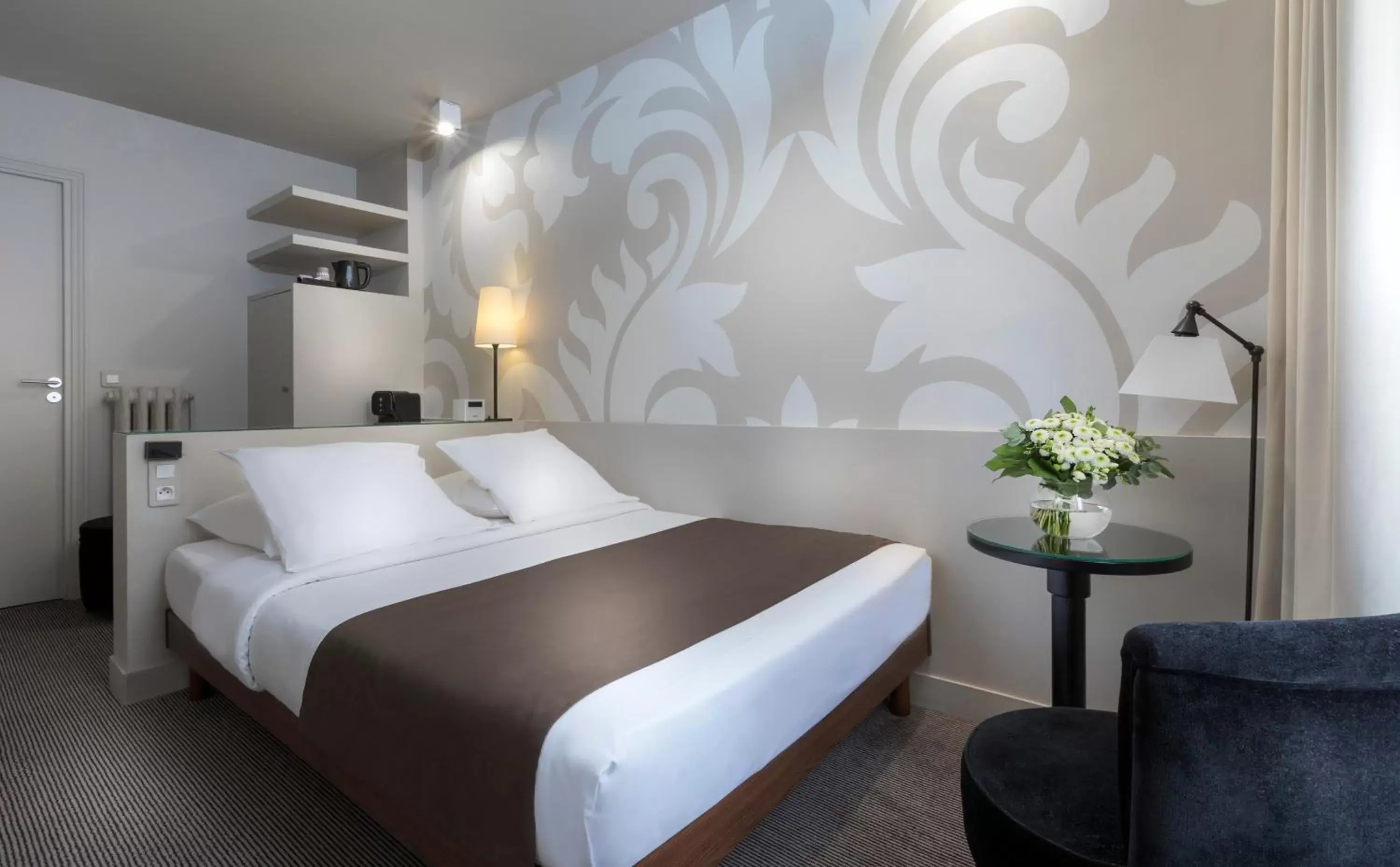 Bedroom, Bed in Gardette Park Hotel
