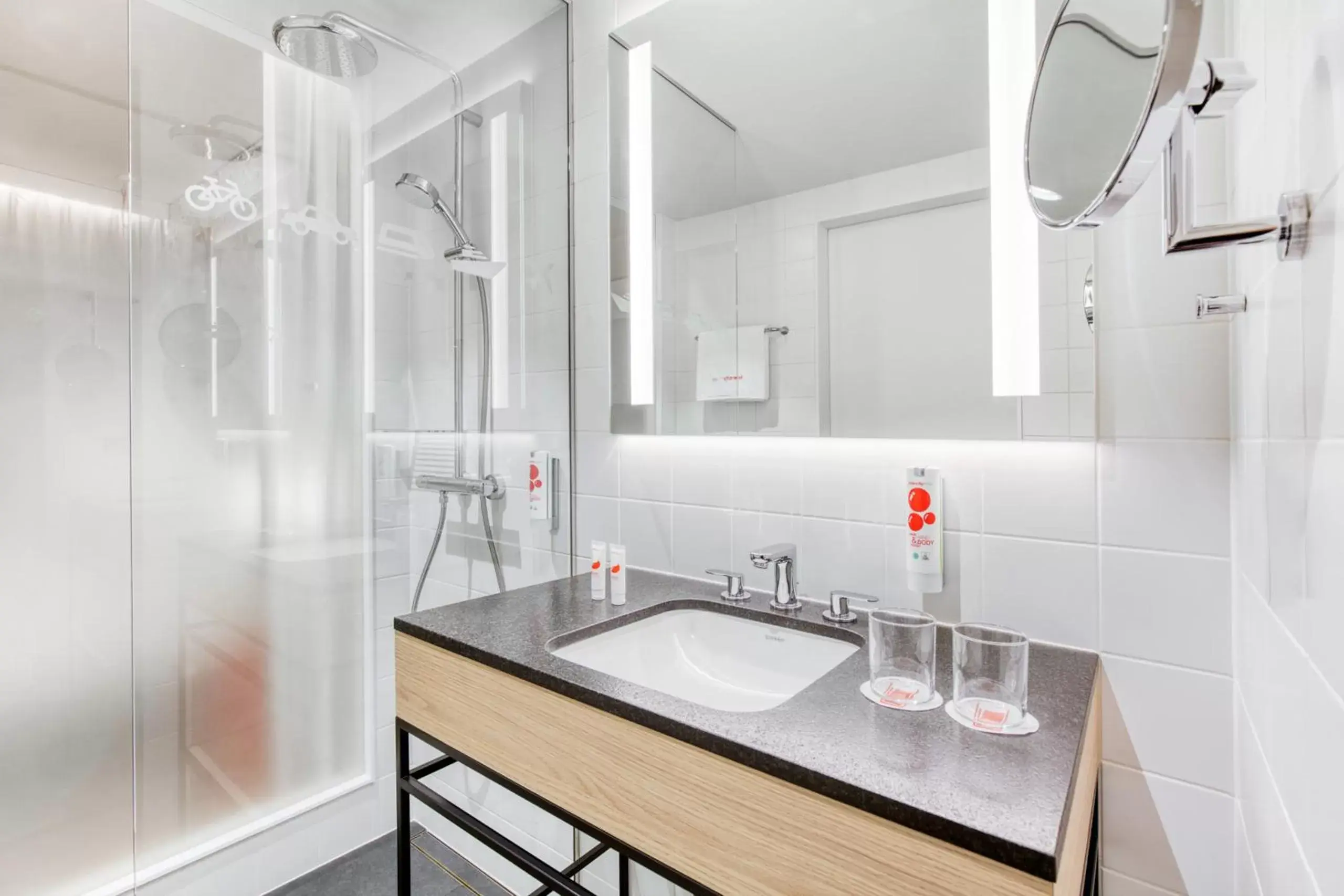 Shower, Bathroom in IntercityHotel Graz