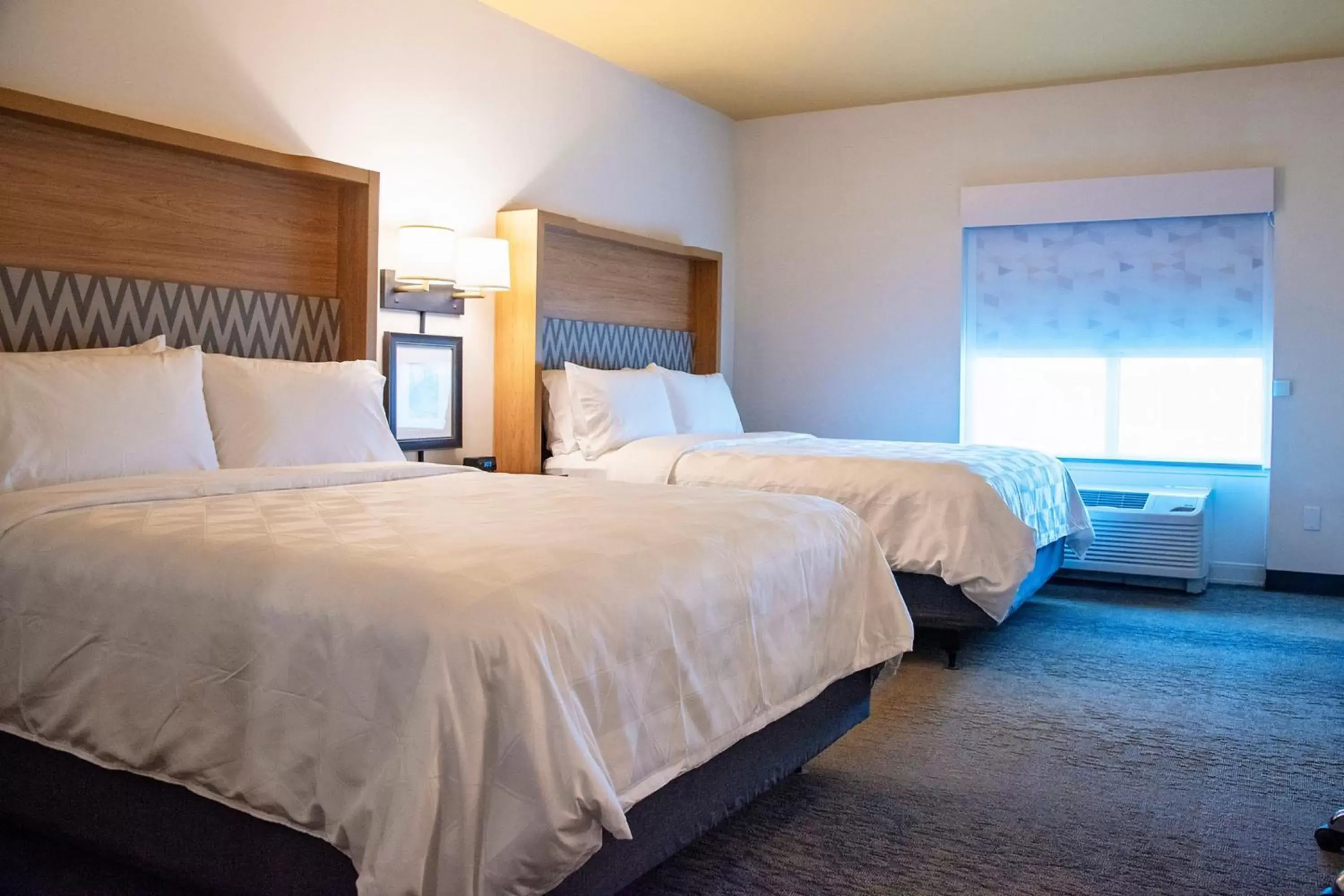 Bedroom, Bed in Holiday Inn & Suites - Savannah Airport - Pooler, an IHG Hotel
