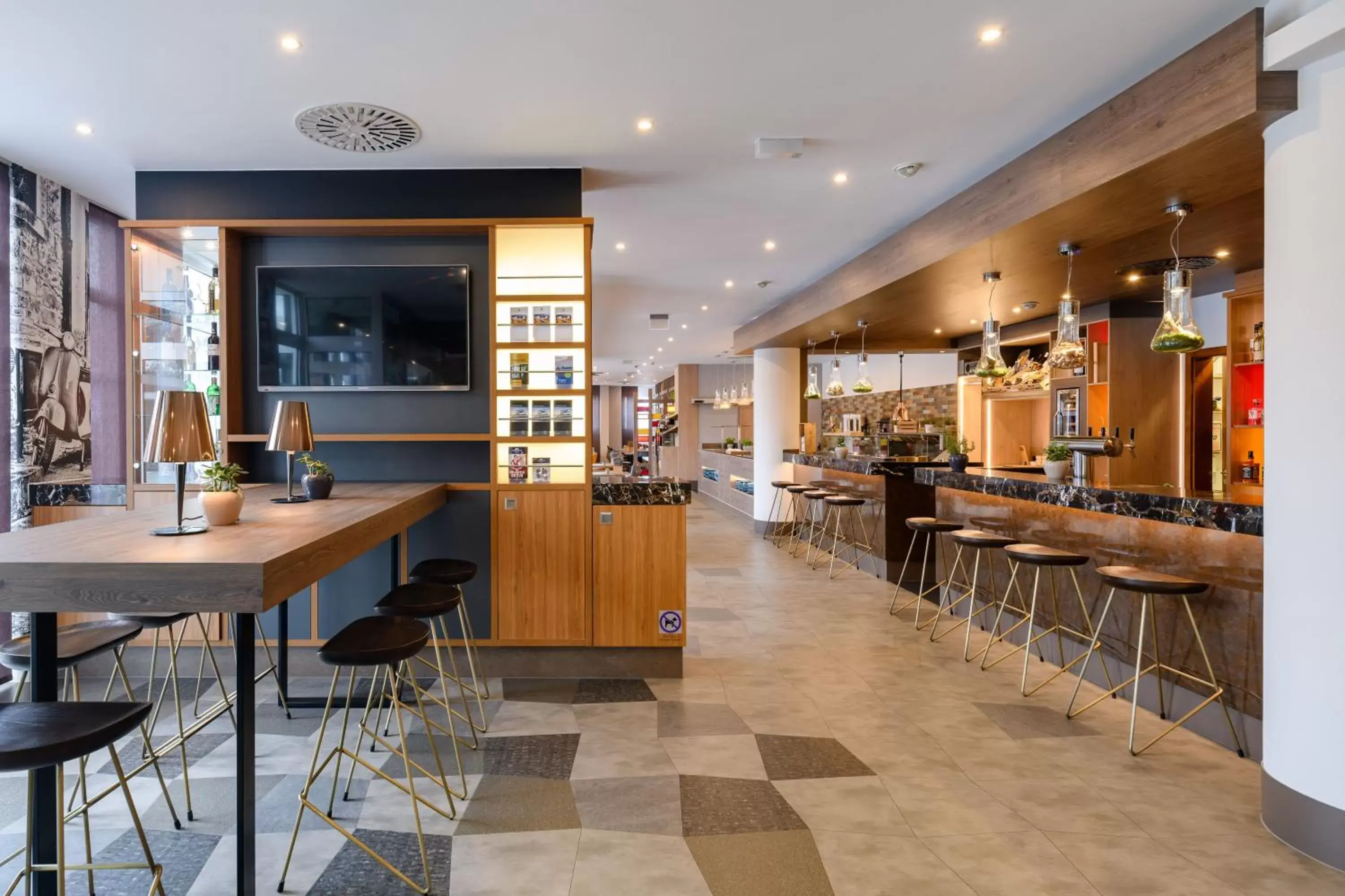 Lobby or reception in Mercure Hotel Stuttgart Gerlingen Lobby or reception in Mercure Hotel Stuttgart Gerlingen