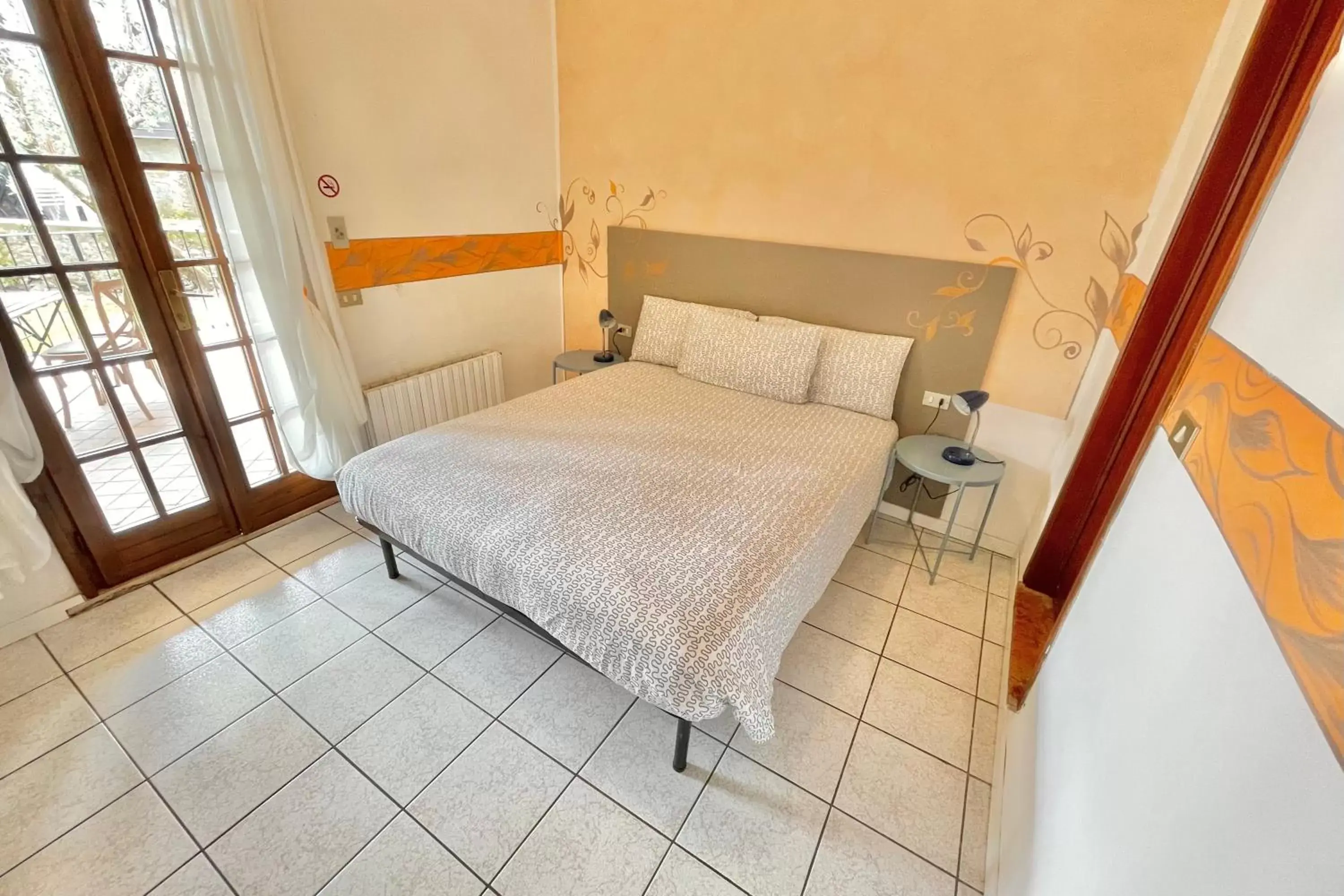 Photo of the whole room, Bed in Albergo Vittoria