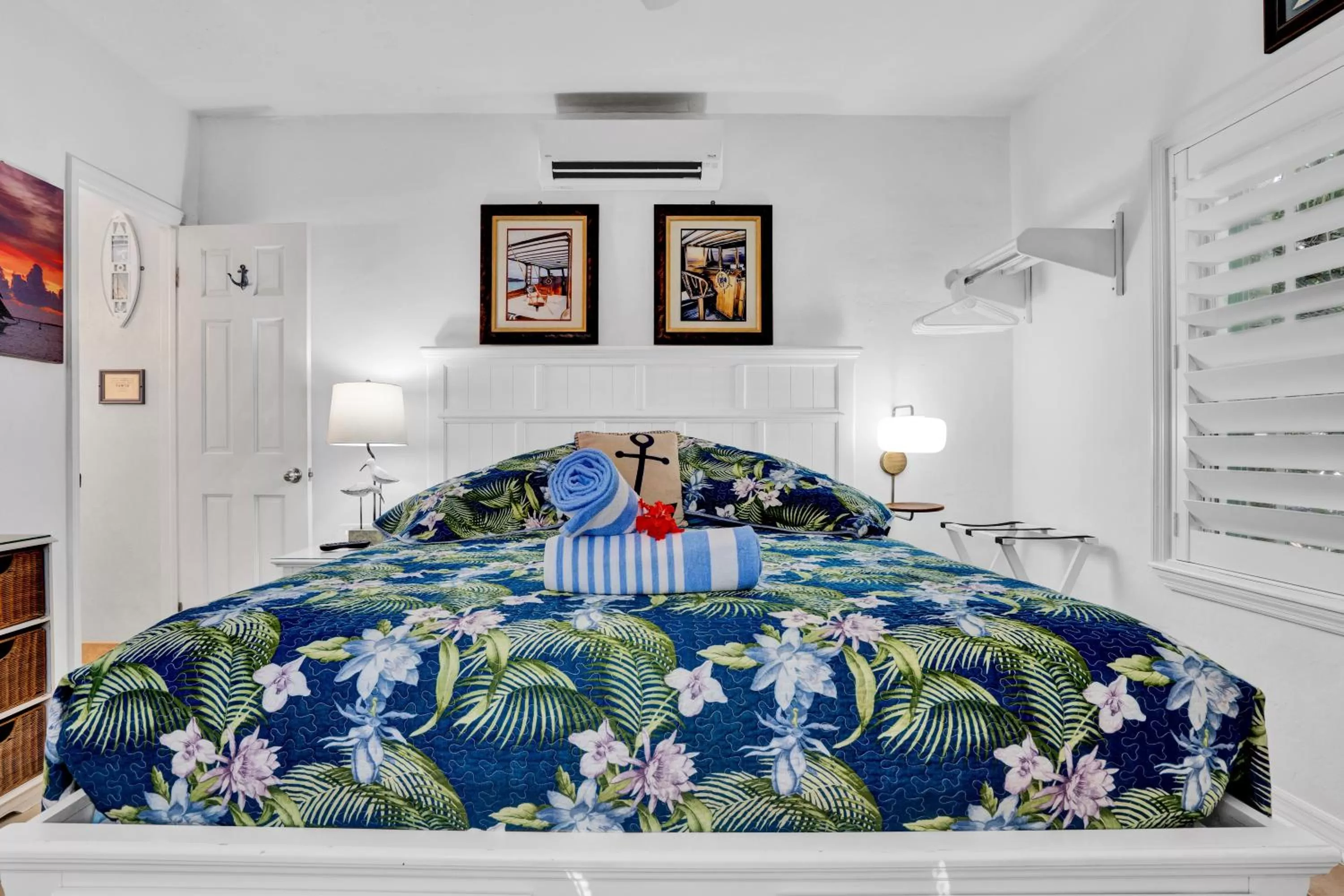Bed in Island Bay Resort