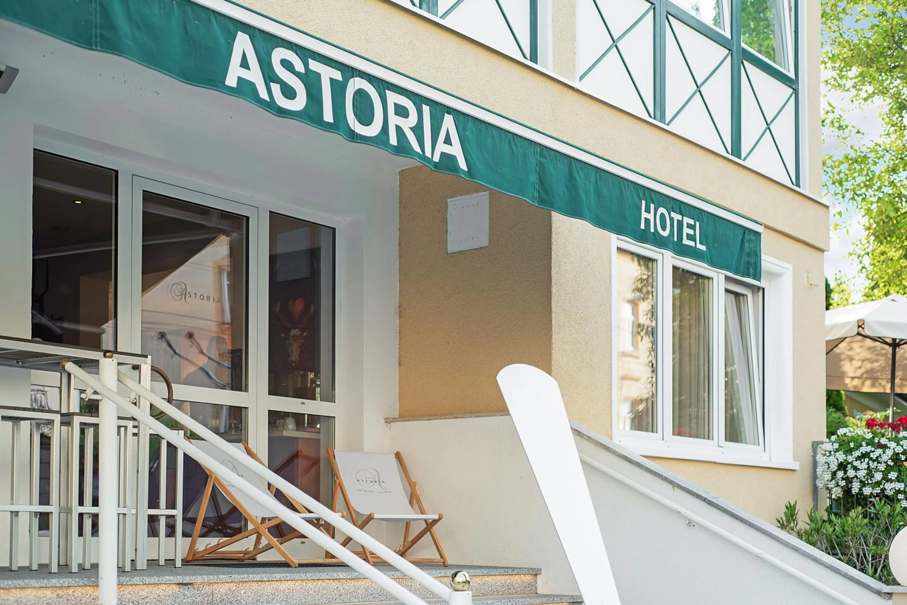 Property building in Hotel Astoria