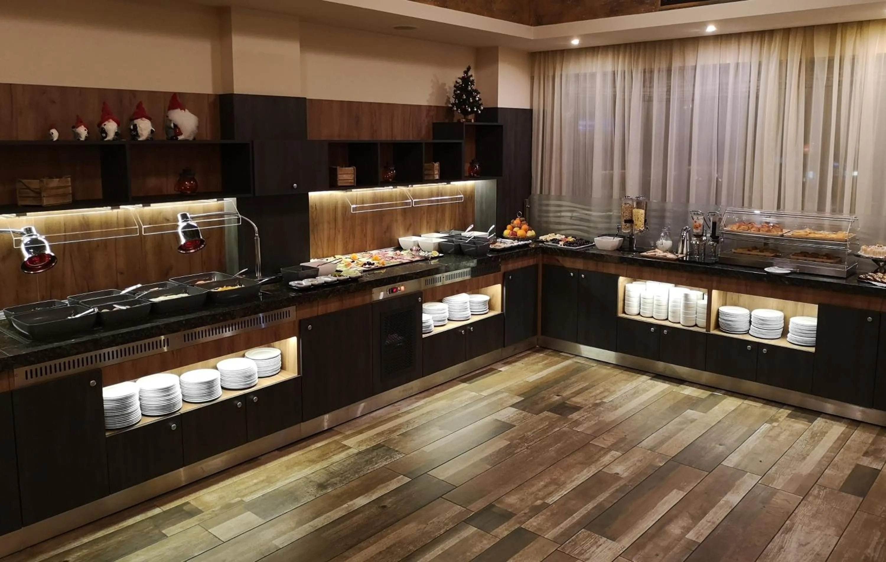 Buffet breakfast in Hotel Golden Tulip Varna