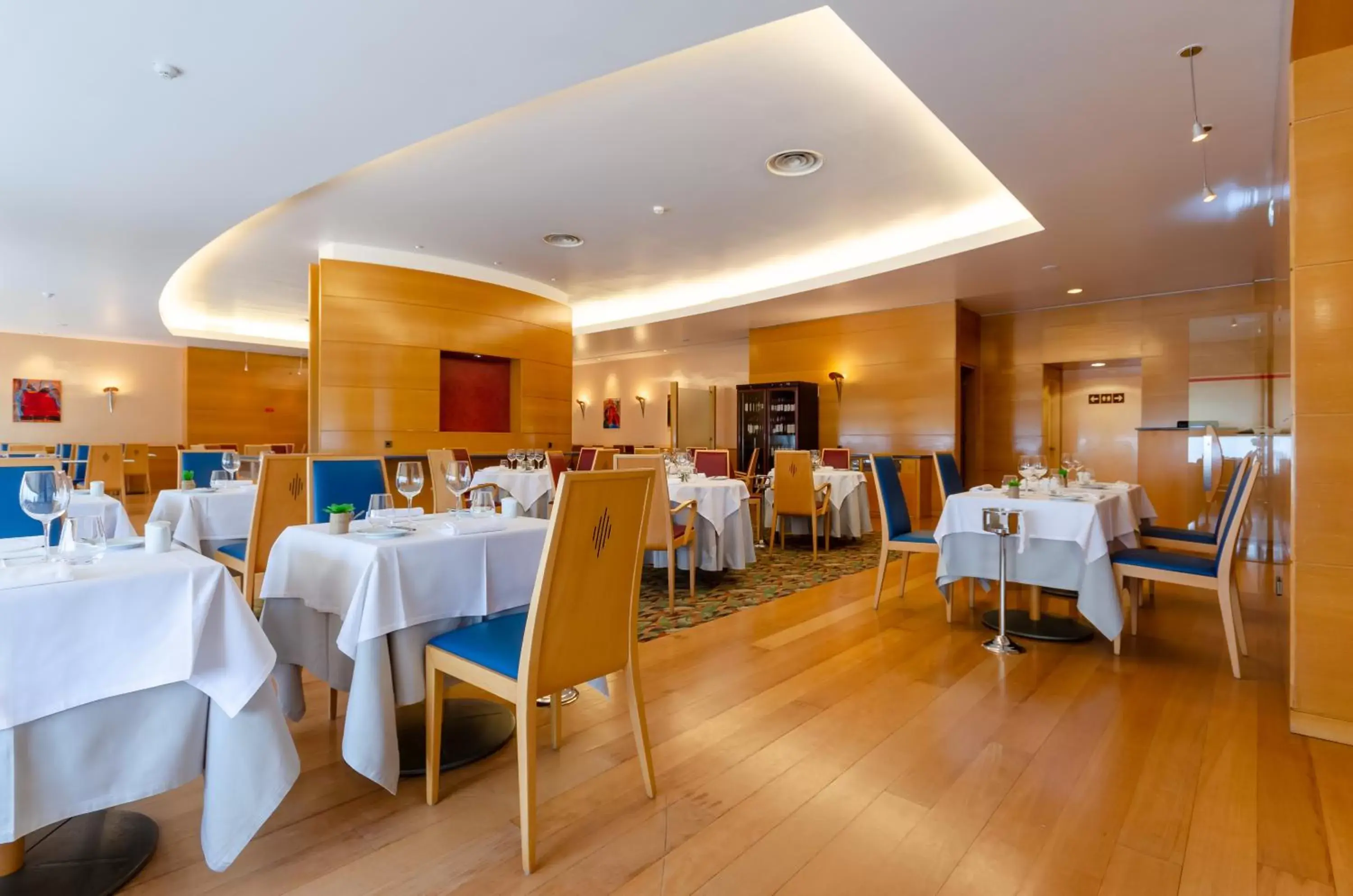 Restaurant/places to eat in Hotel Roma Restaurant/places to eat in Hotel Roma