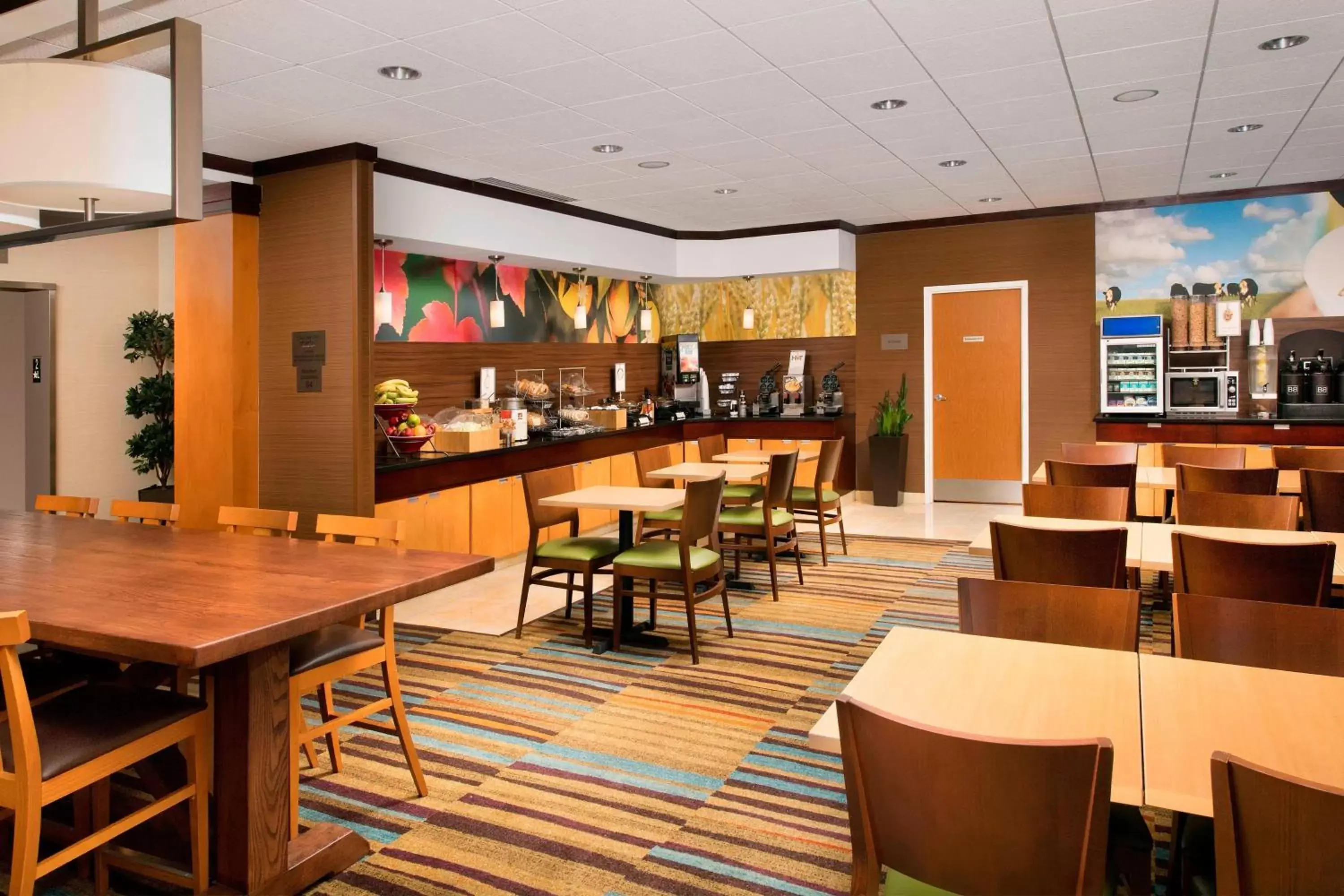 Breakfast, Restaurant/Places to Eat in Fairfield Inn & Suites-Washington DC