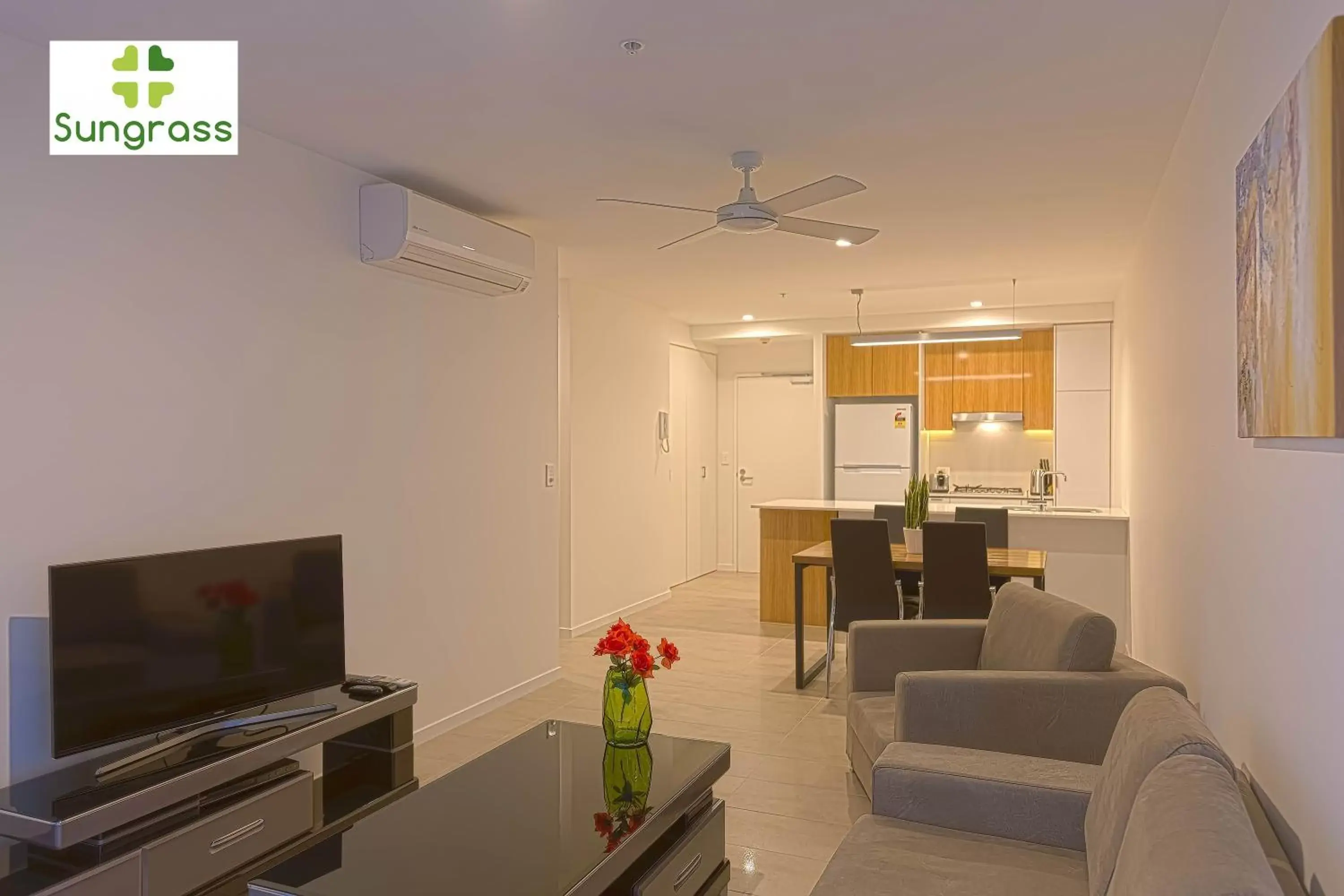 Kitchen or kitchenette, Seating Area in Fleet Lane Apartments