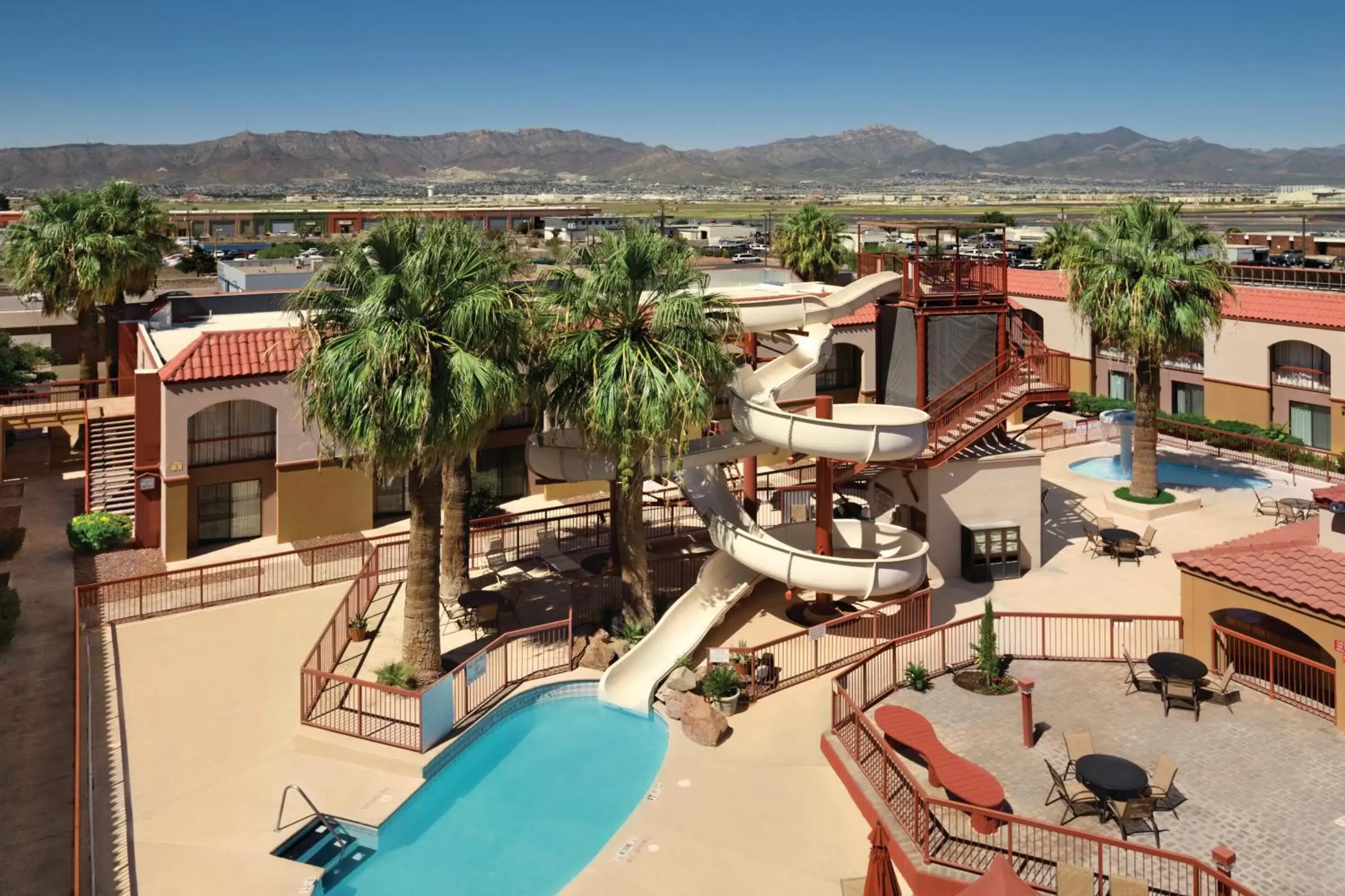 Aqua park, Water Park in Wyndham El Paso Airport and Water Park