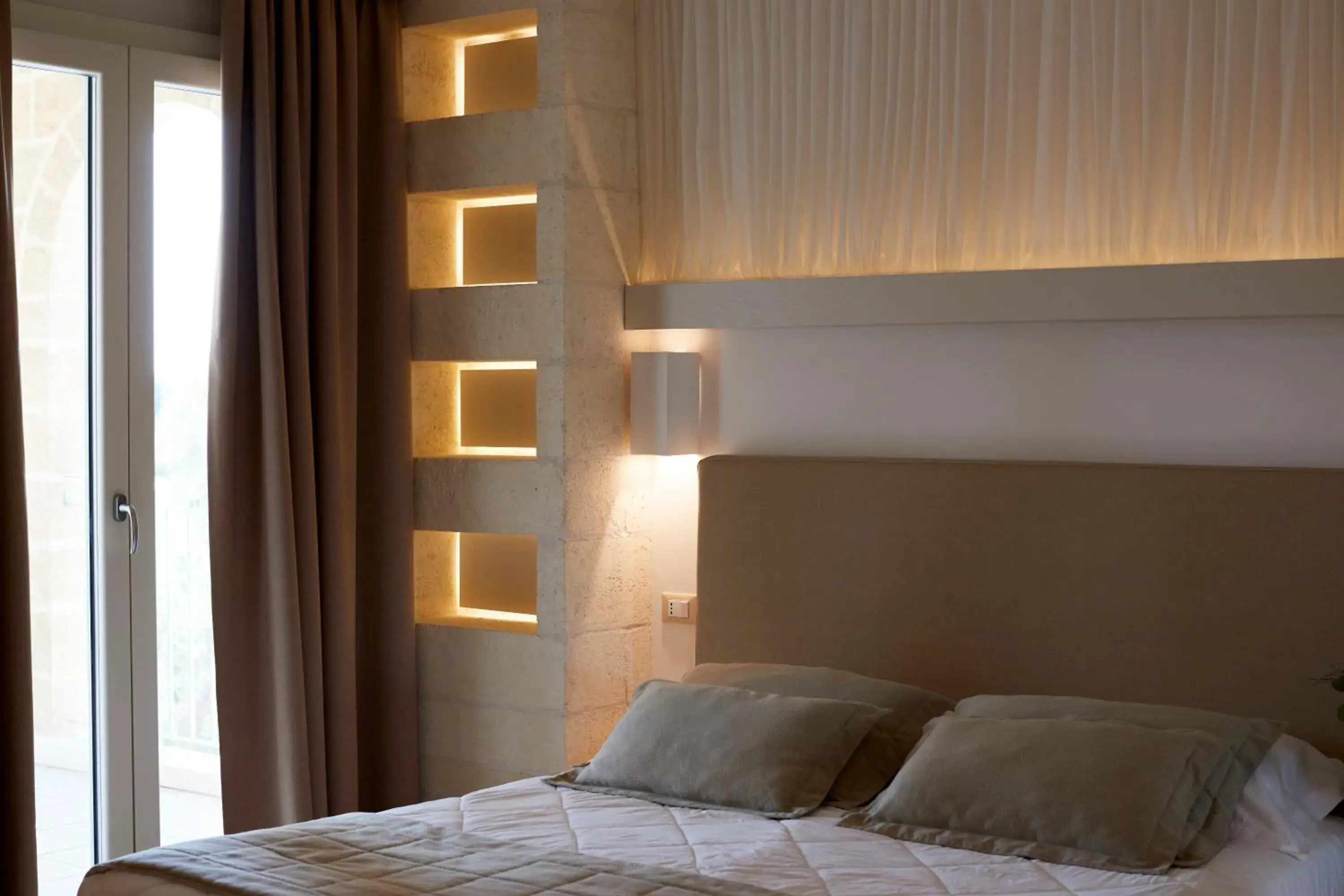 Bedroom, Bed in Montiro' Hotel