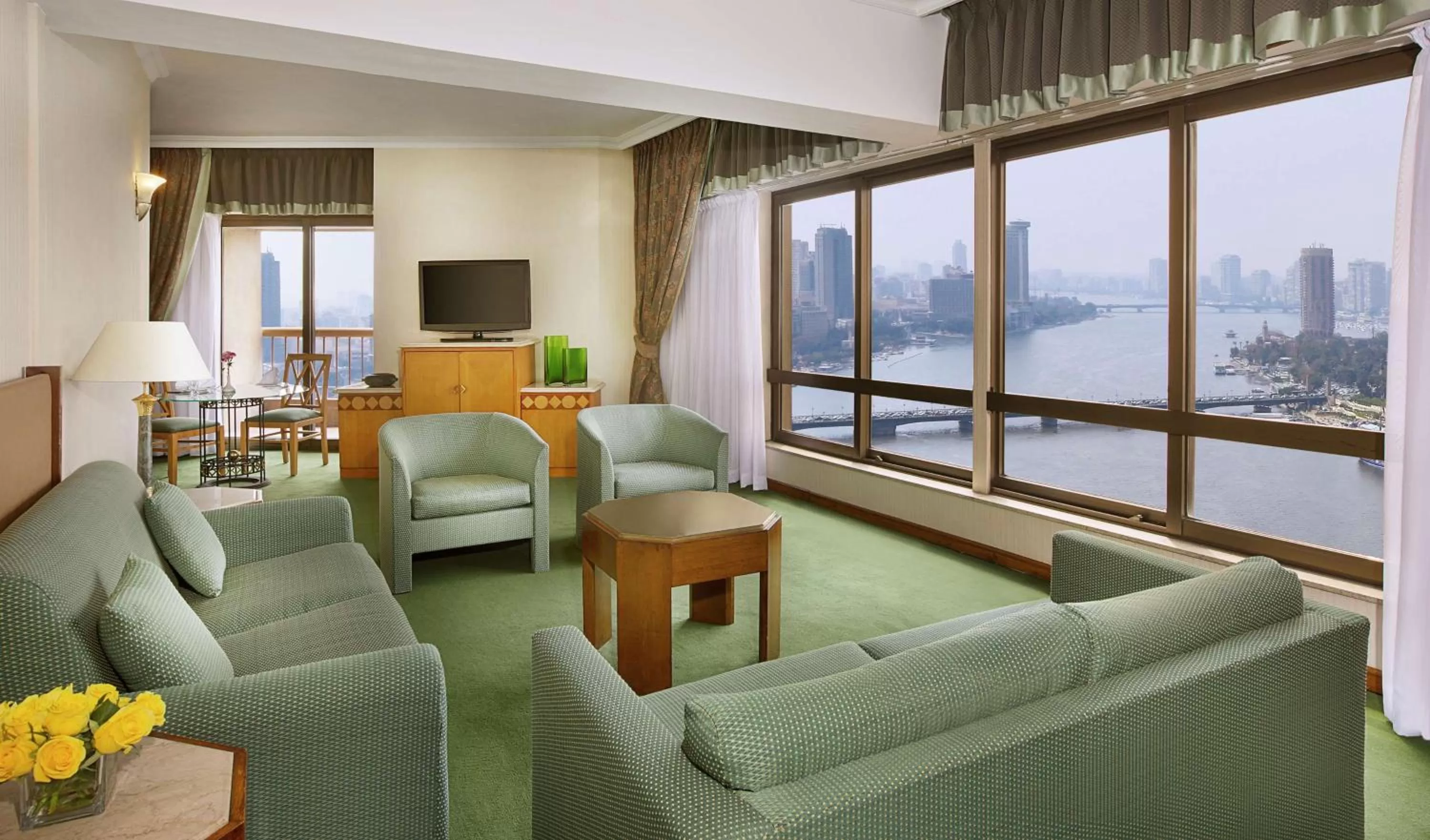 Living room in Ramses Hilton Hotel & Casino