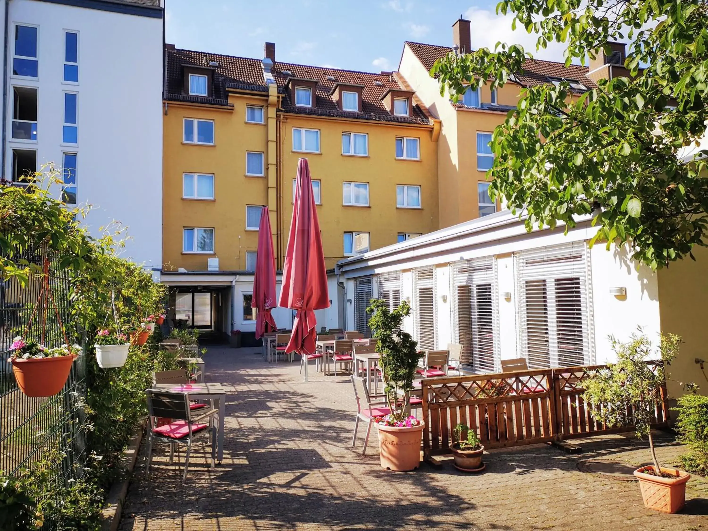 Property Building in Hotel Scholz