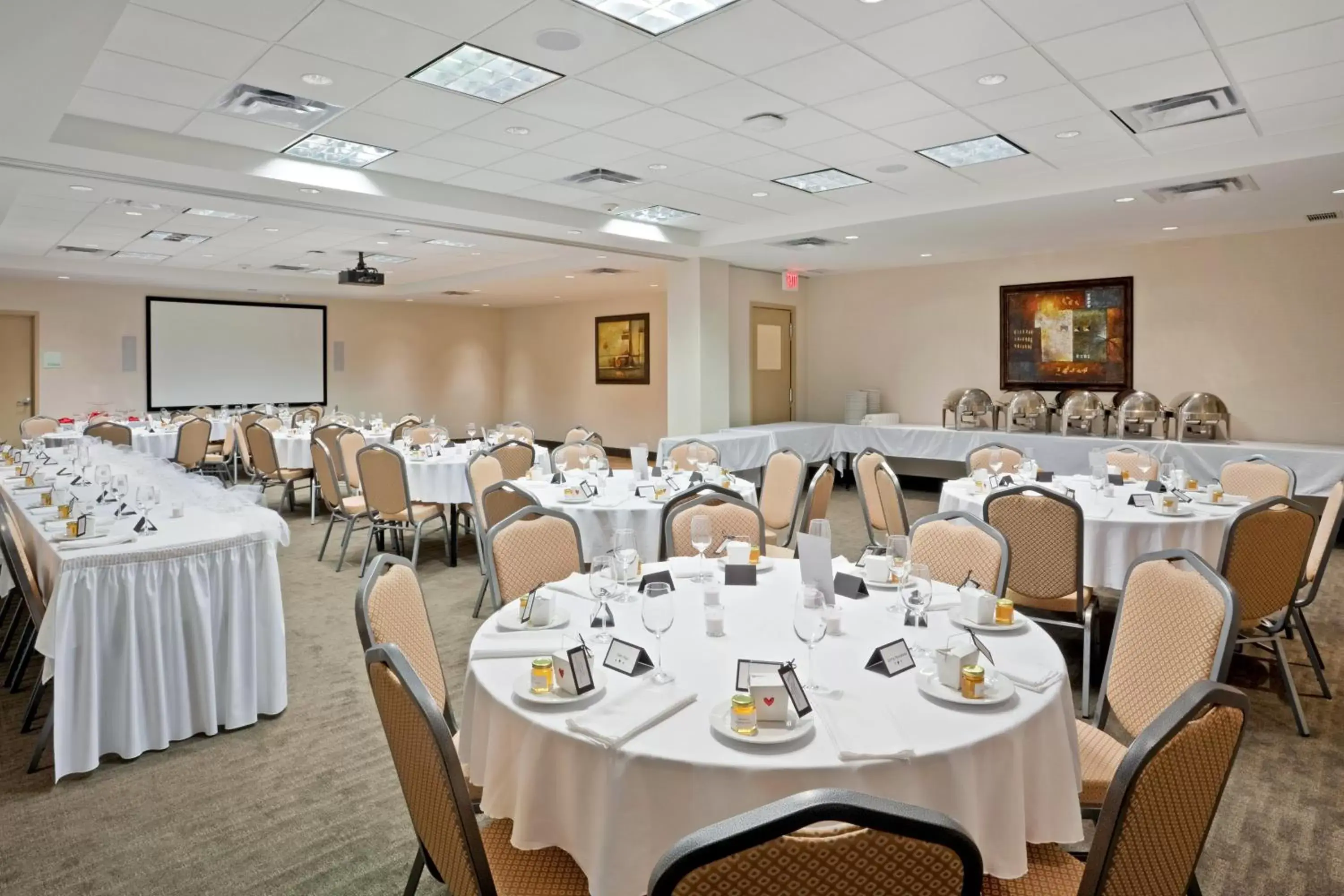 Banquet/Function facilities, Restaurant/Places to Eat in Holiday Inn Hotel & Suites Surrey East - Cloverdale, an IHG Hotel