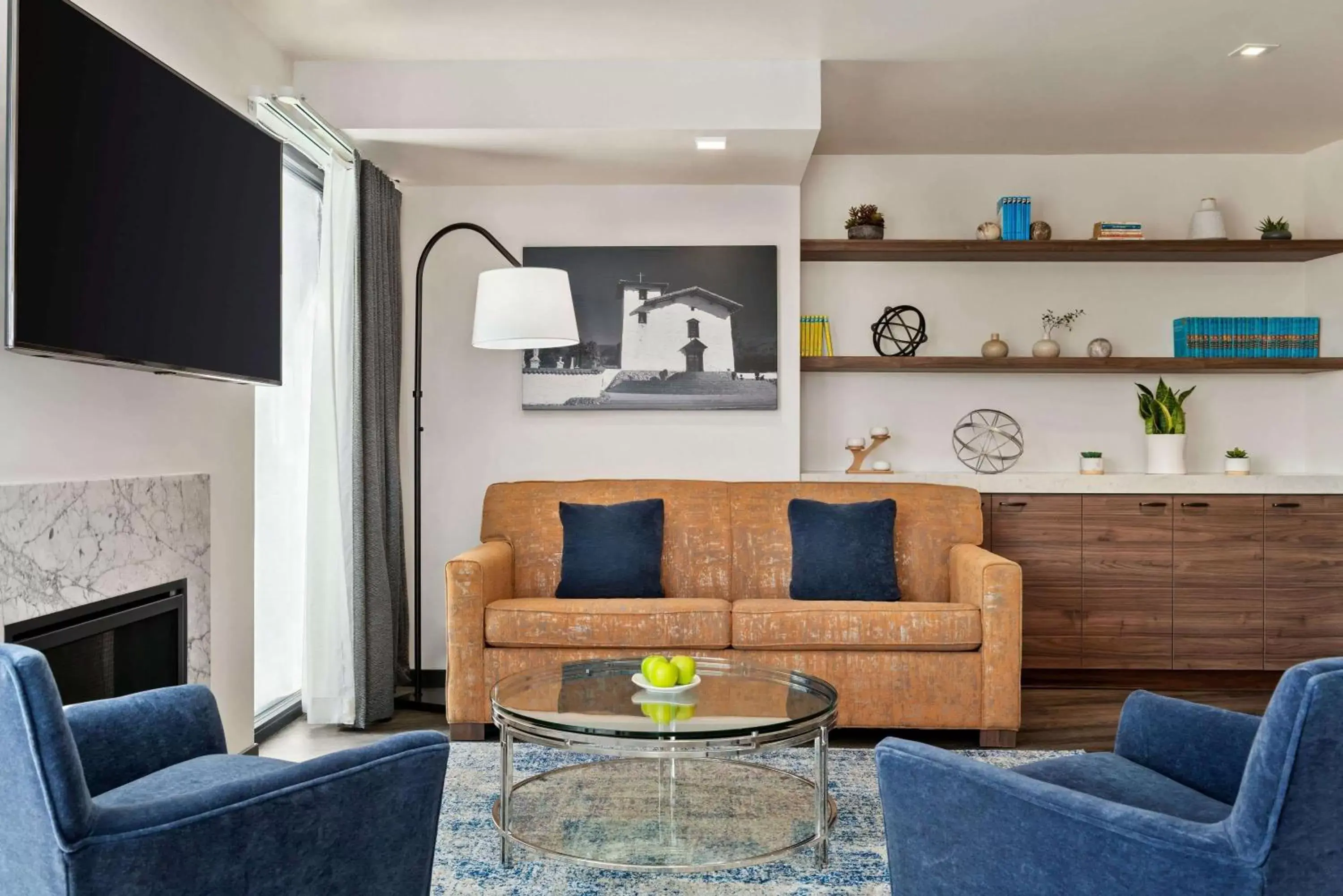 Living room, Seating Area in La Quinta by Wyndham San Luis Obispo