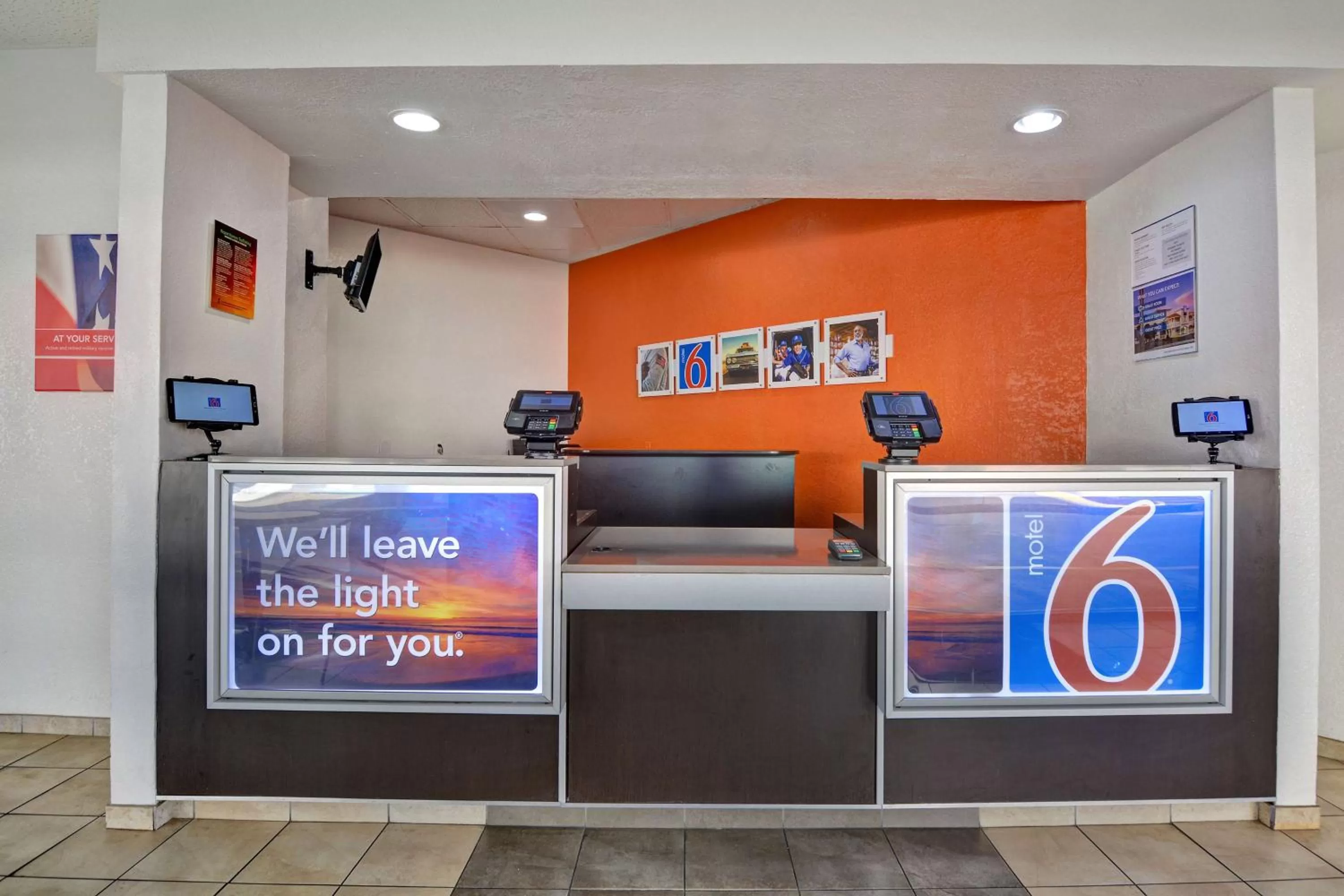 Lobby or reception in Motel 6-Destin, FL