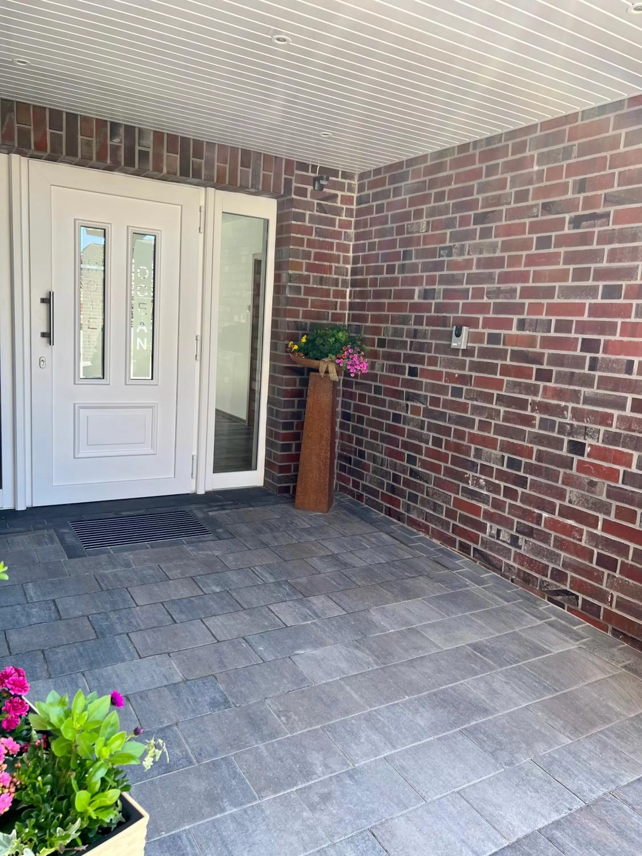 Facade/entrance in Hotel Ocean