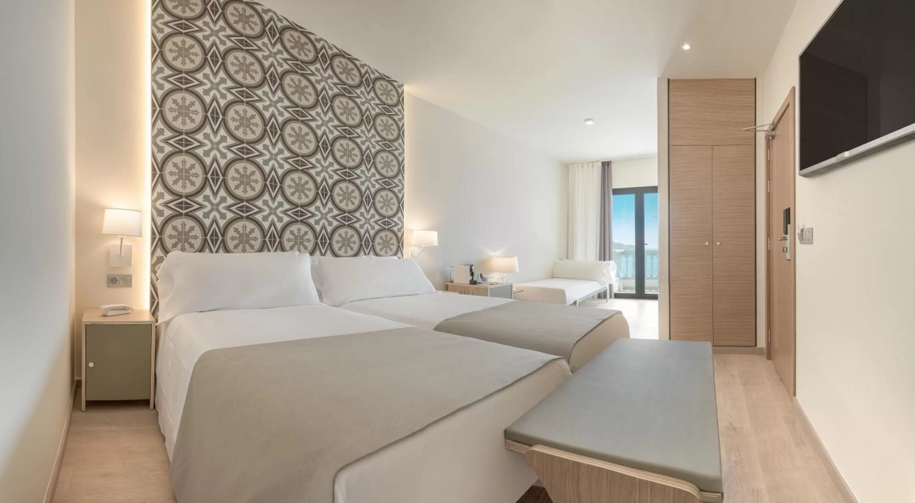 Bed in Gastrohotel Boutique RH Canfali