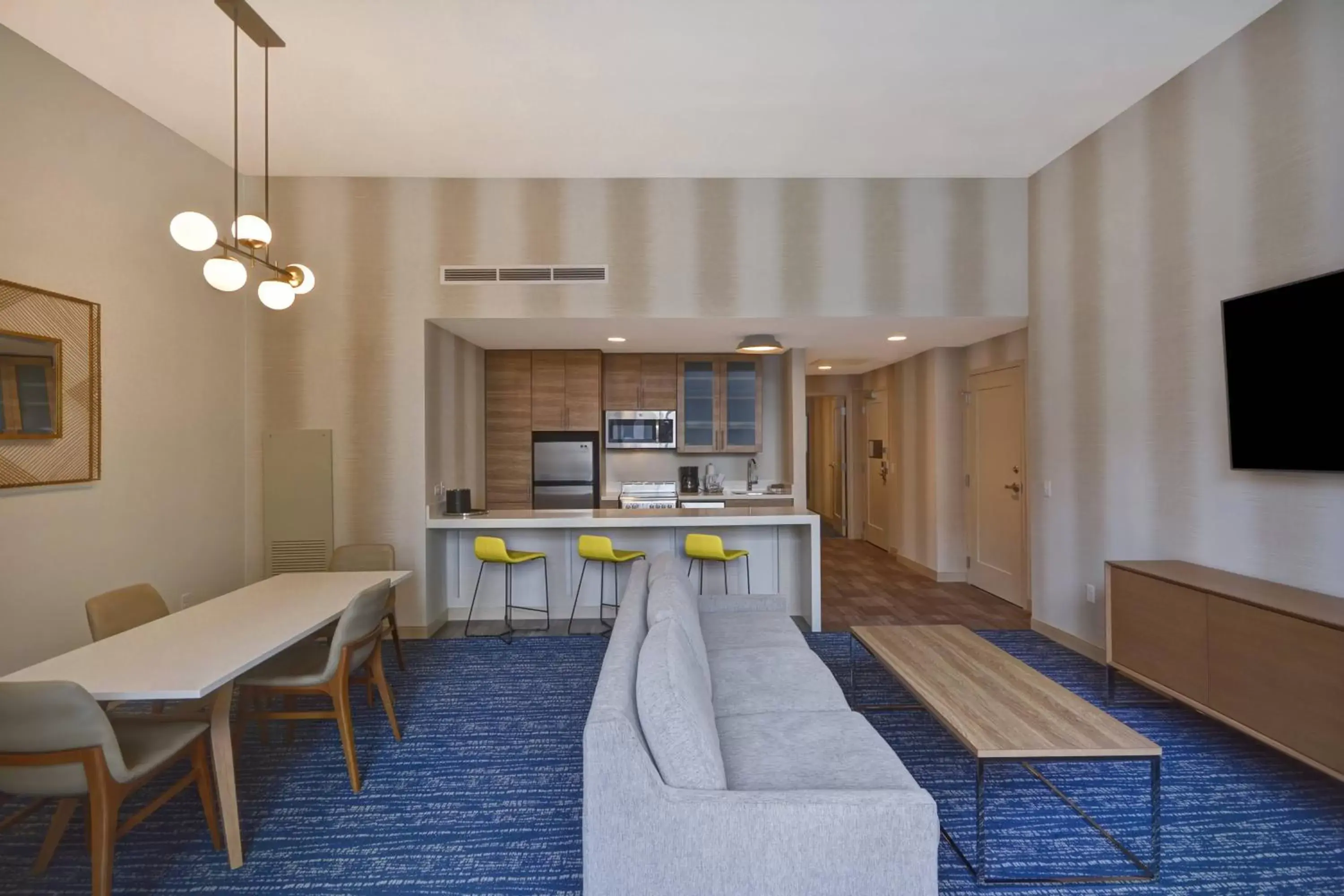 Living room, Seating Area in Residence Inn by Marriott New Orleans French Quarter Area/Cen B