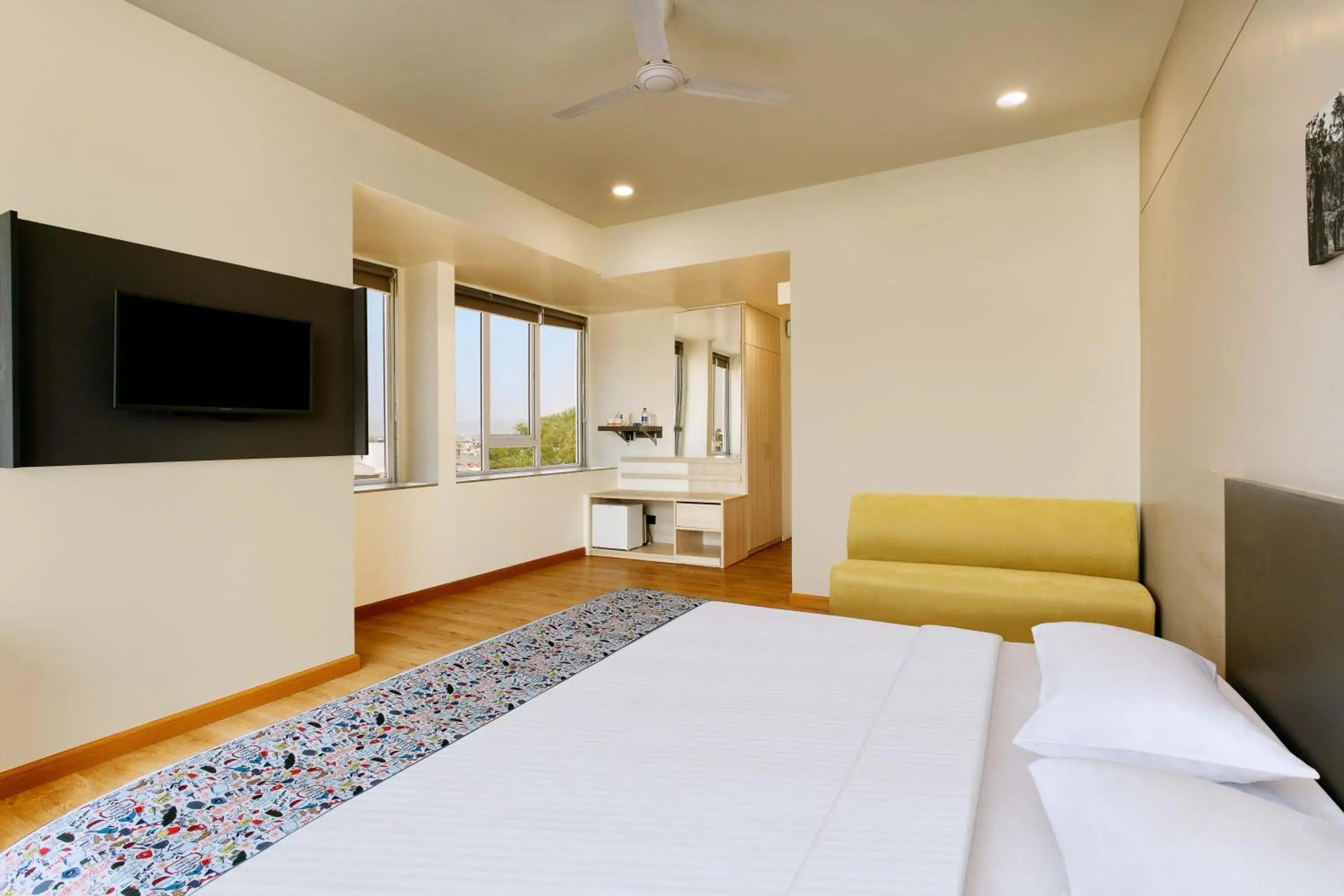 Bed in Ginger Aurangabad Bed in Ginger Aurangabad