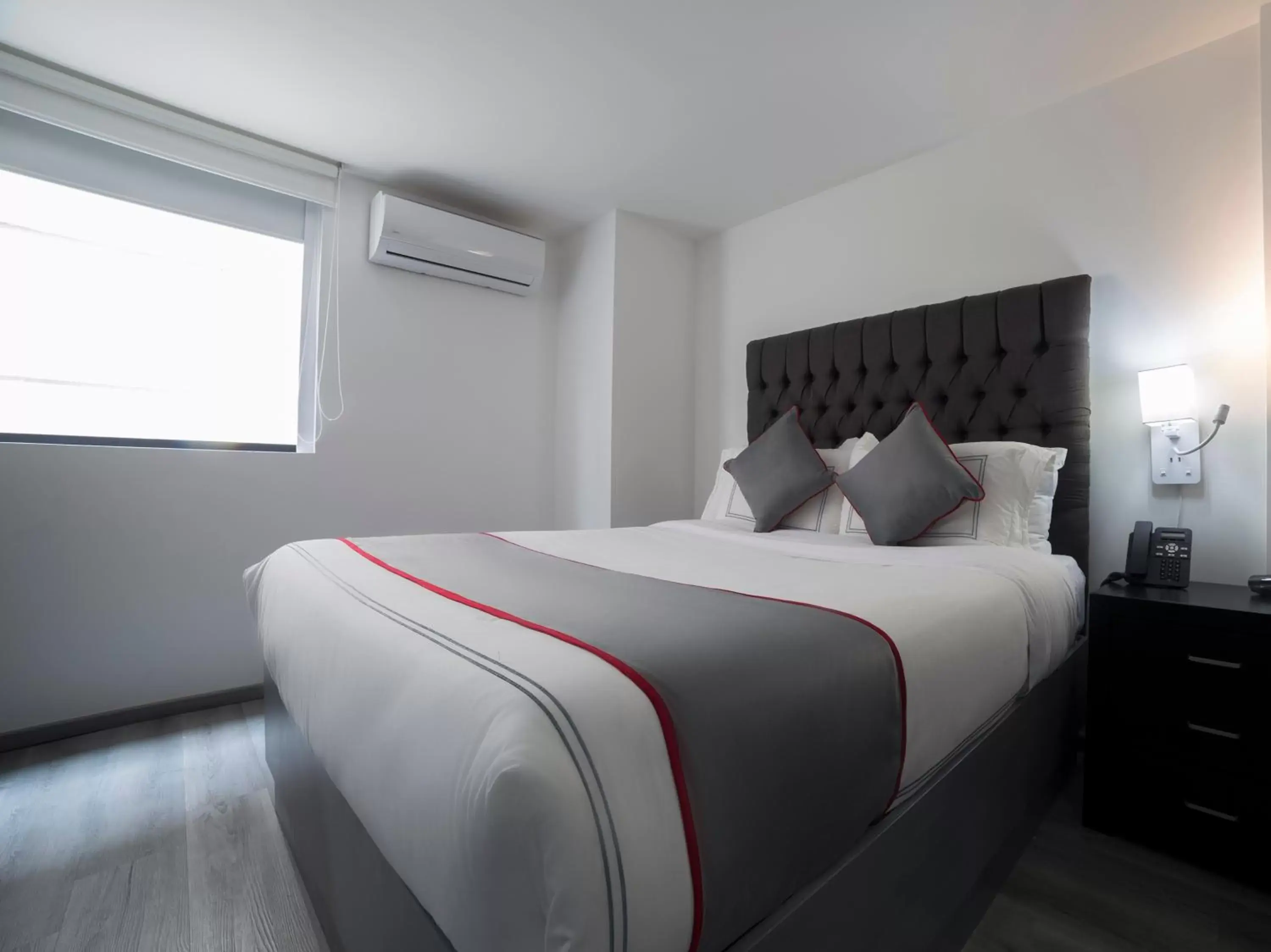 Bedroom, Bed in Suites Arboleda 215