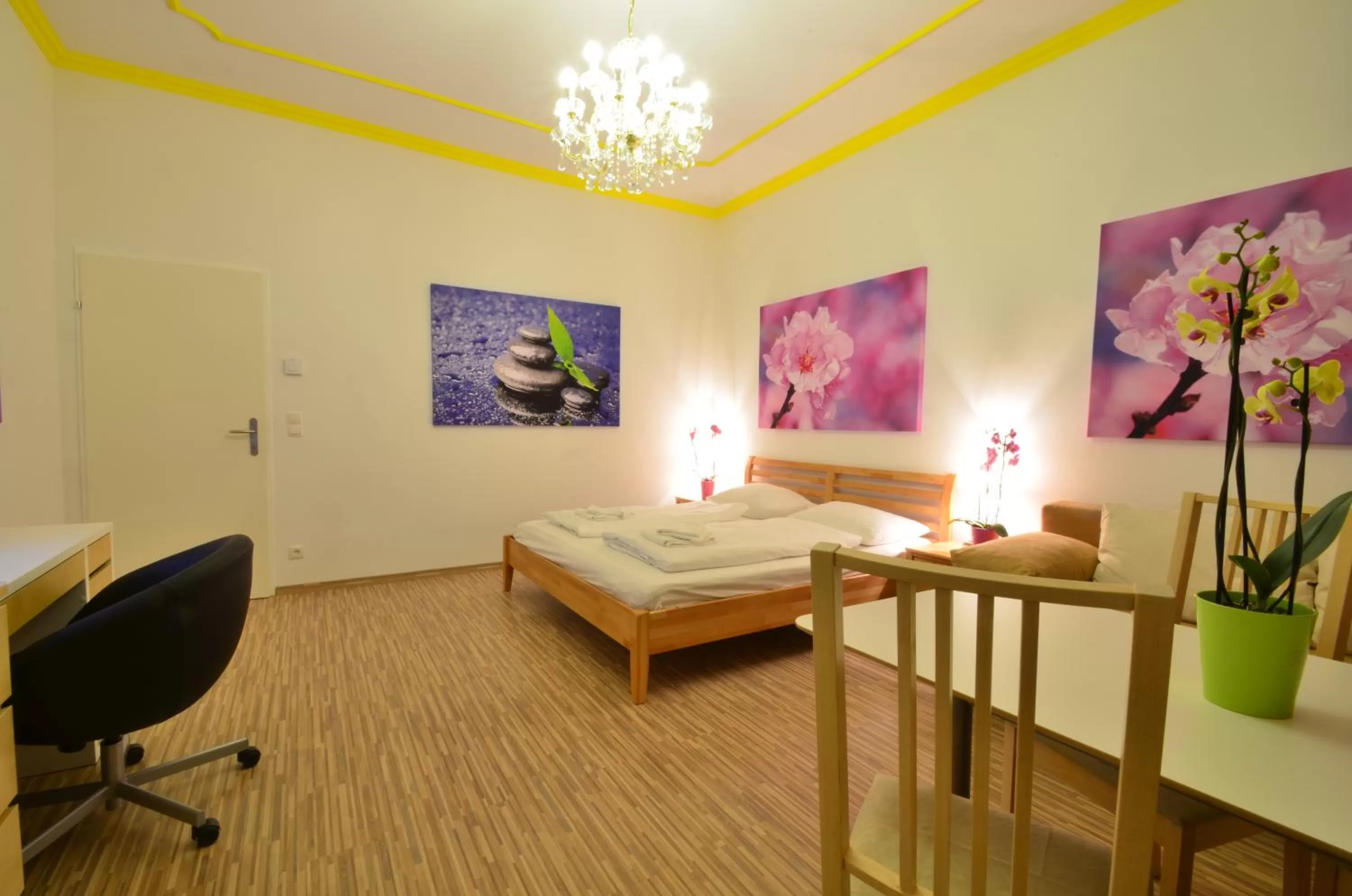 Bed in AJO Apartments - Messe City Flat - Self-Check-in