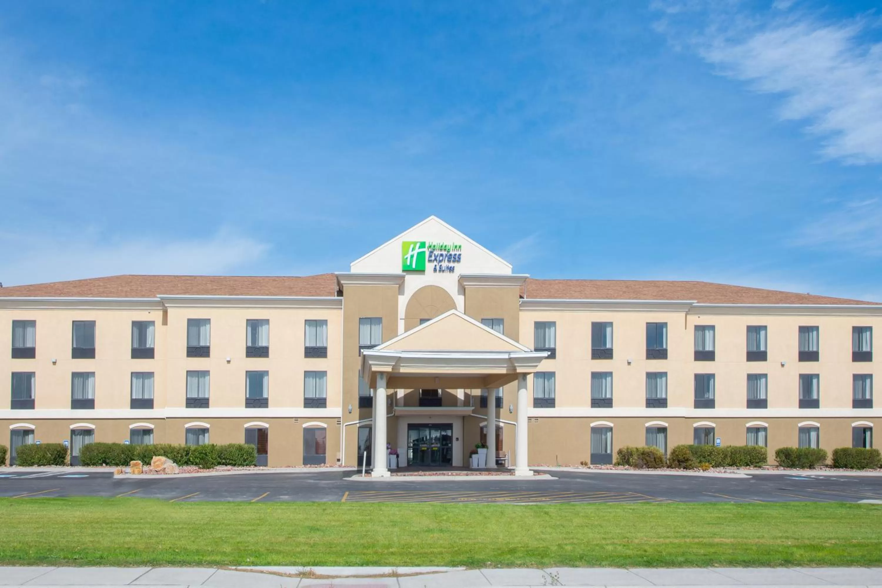 Property building in Holiday Inn Express & Suites Douglas by IHG