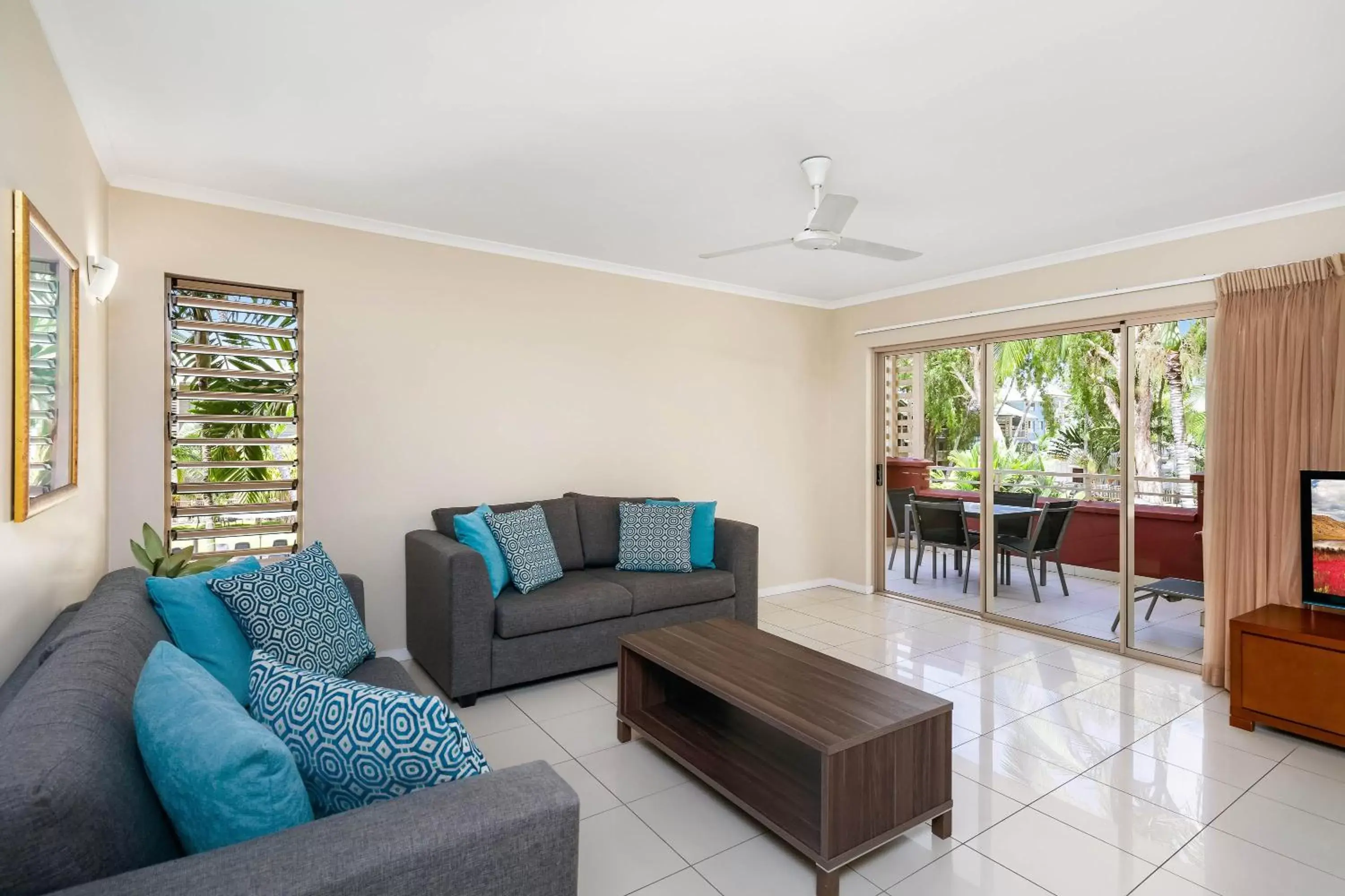 Living room, Seating Area in Mantra Amphora