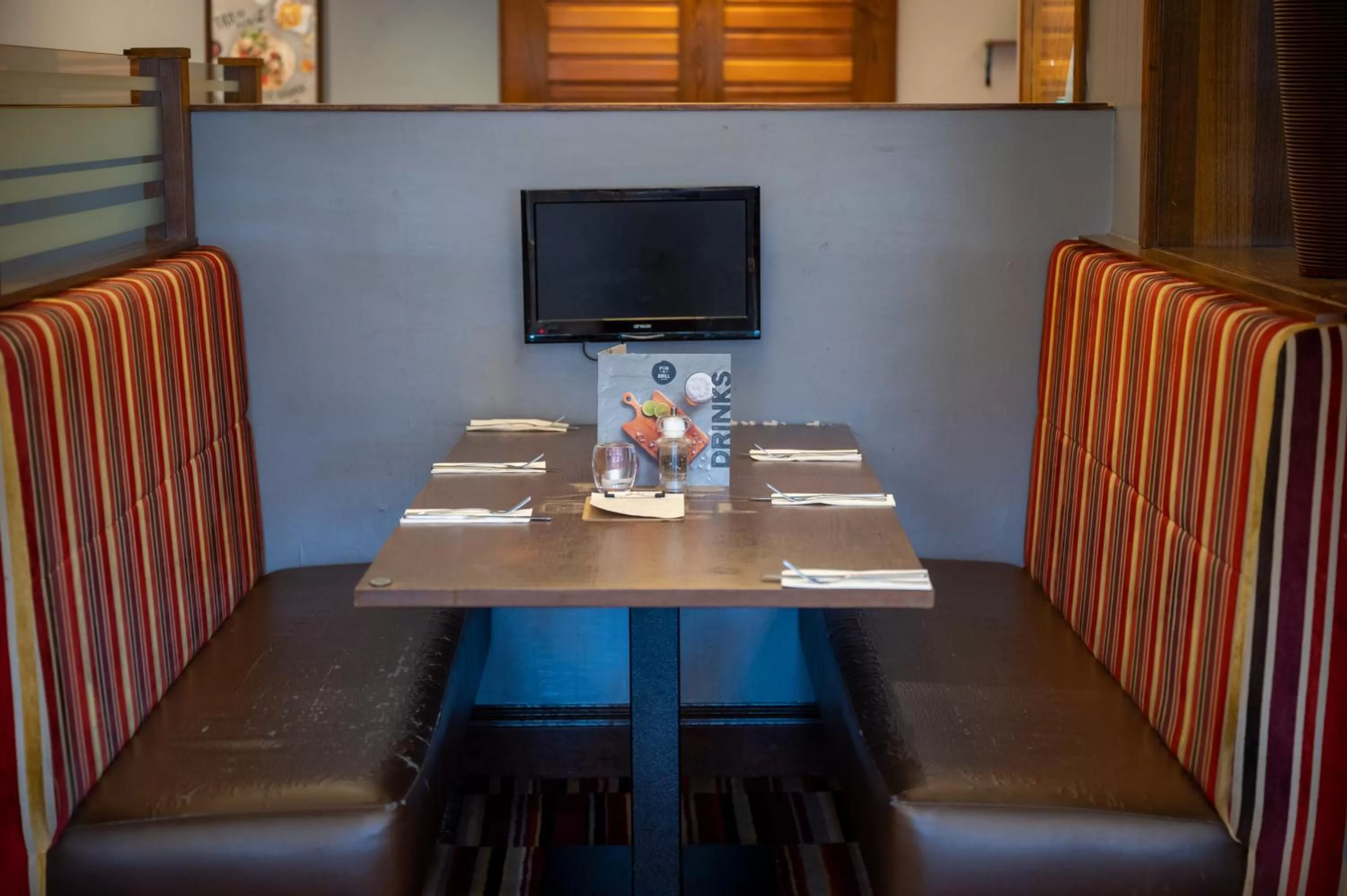 Entertainment in Wellington Hotel by Greene King Inns