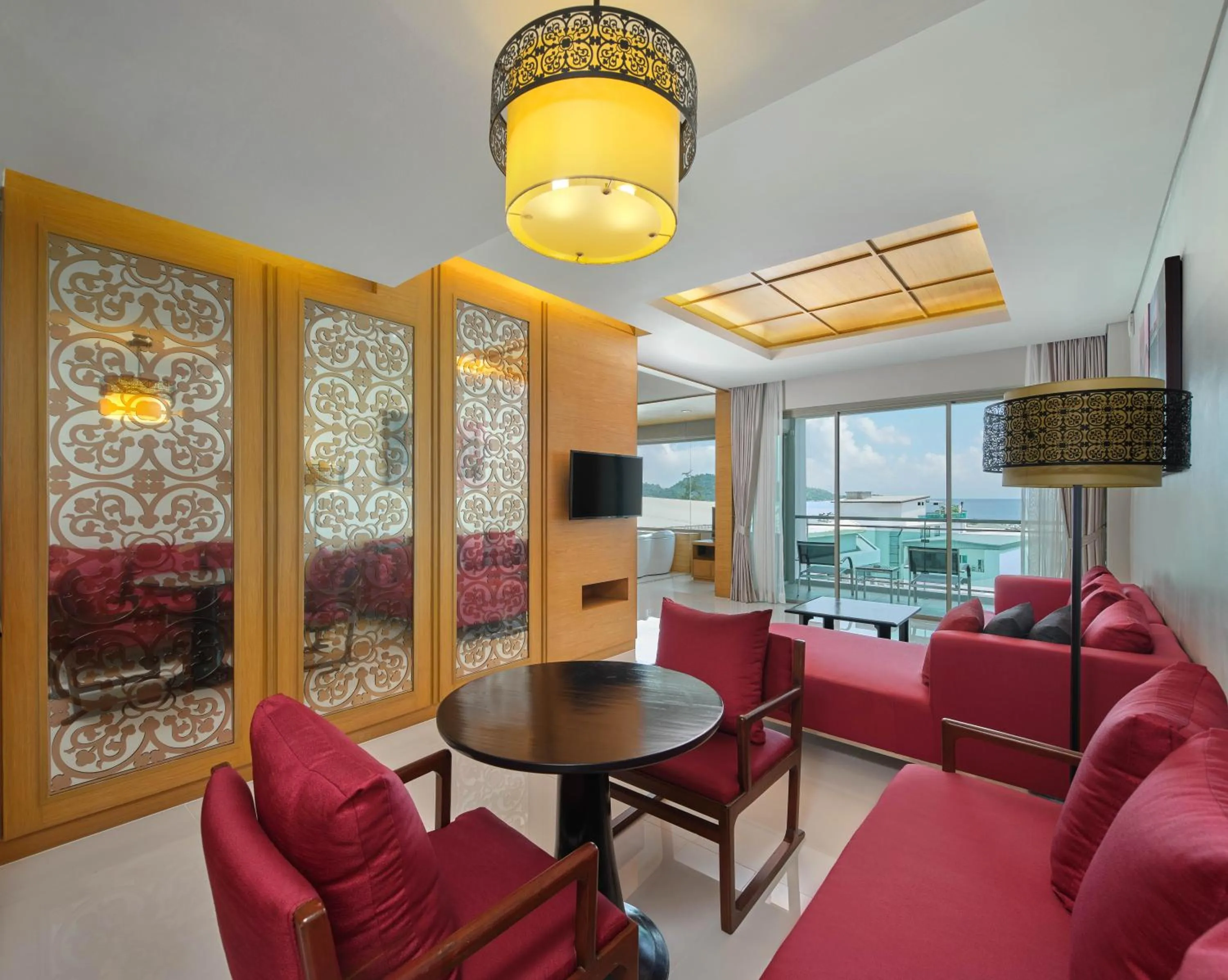 TV and multimedia in The Kee Resort & Spa