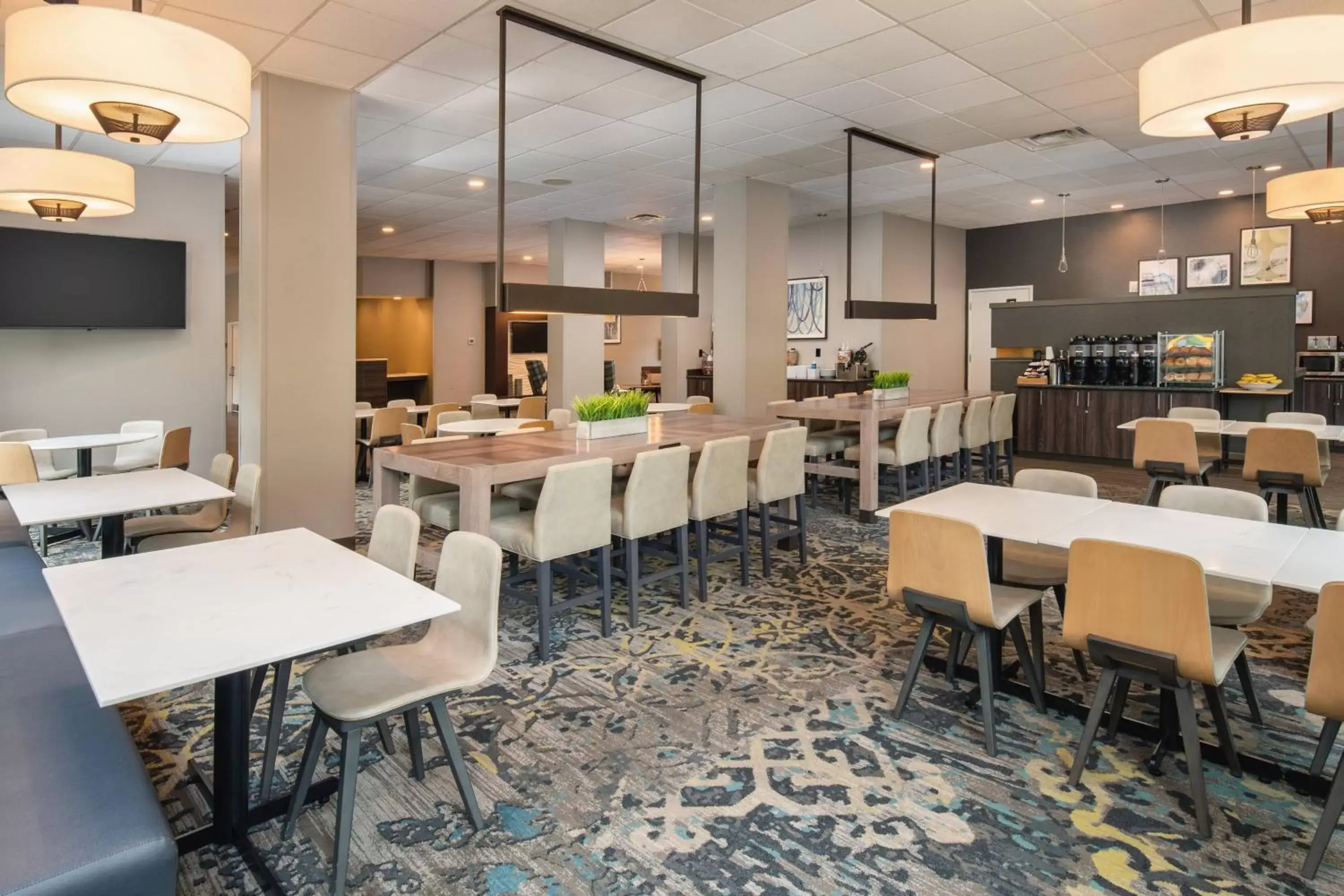 Restaurant/Places to Eat in Residence Inn Seattle East/Redmond