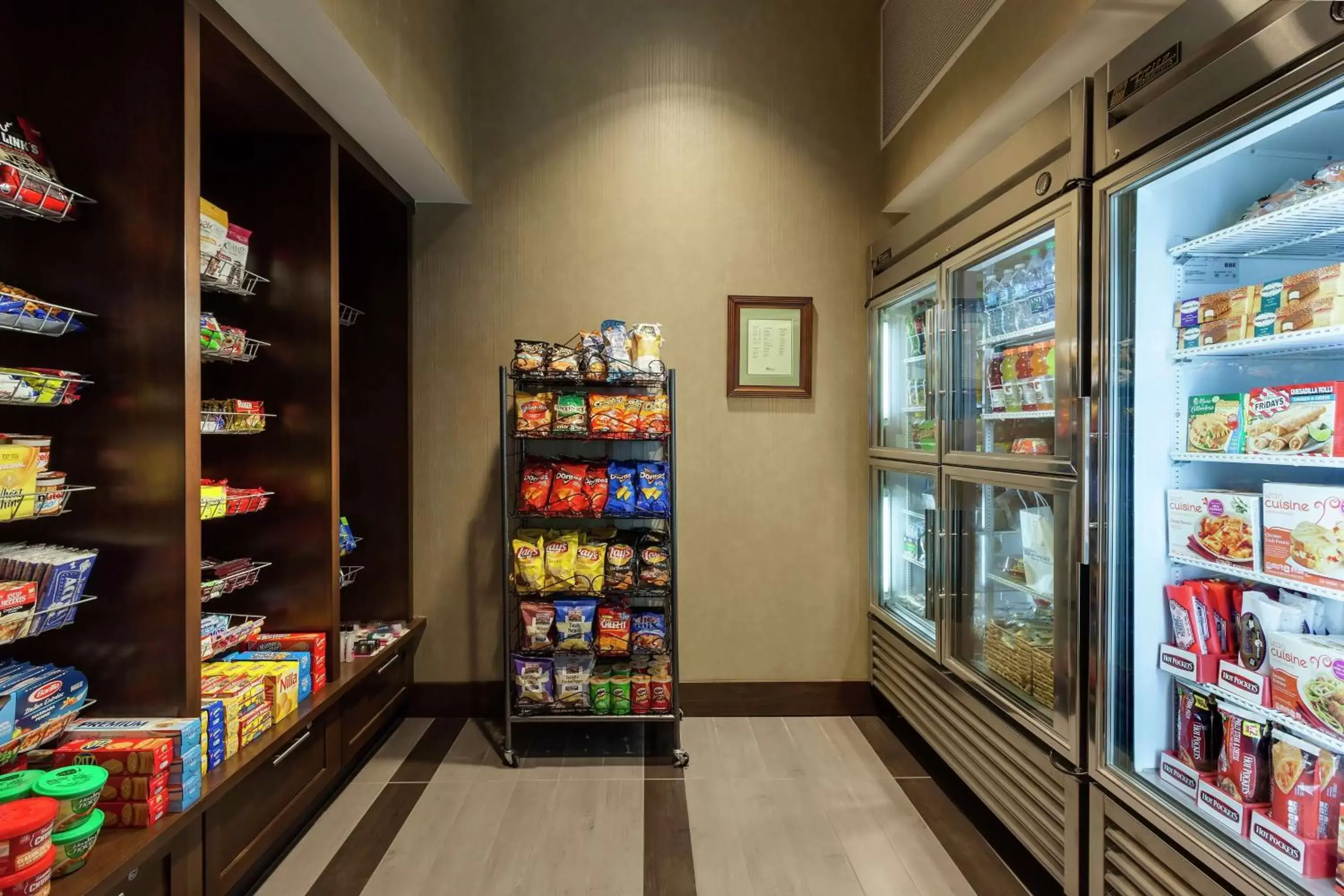 Restaurant/places to eat in Hilton Garden Inn Toronto/Brampton West, Ontario, Canada Restaurant/places to eat in Hilton Garden Inn Toronto/Brampton West, Ontario, Canada