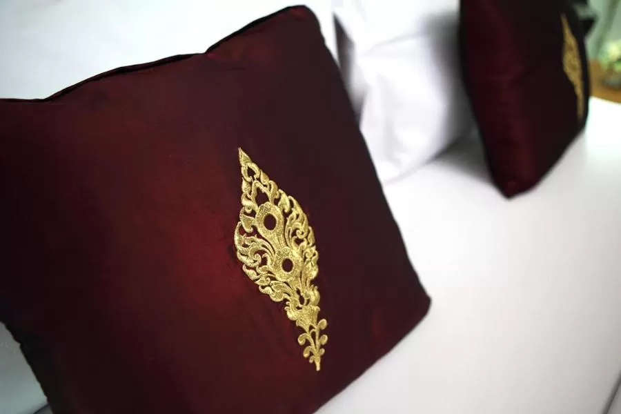 Bed in Khaosan Palace Hotel