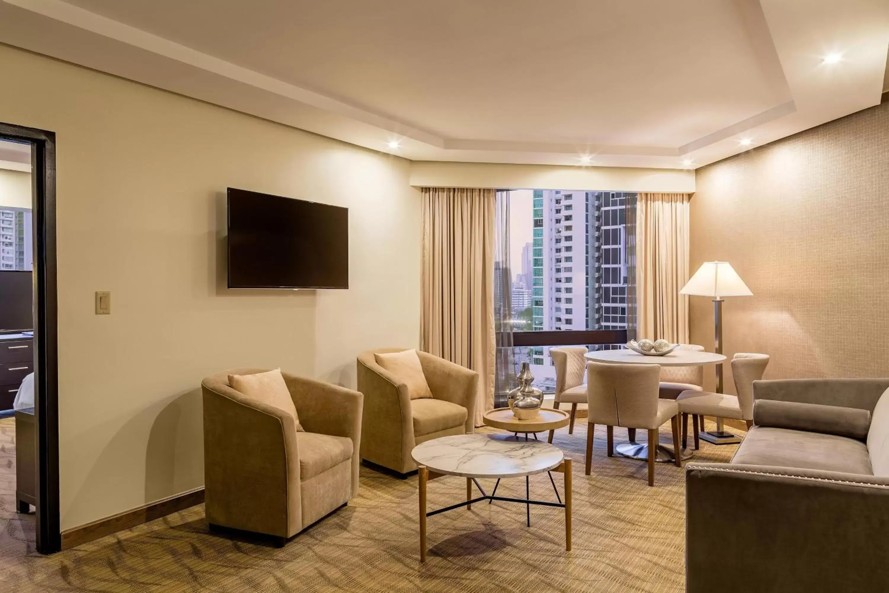 Living room, Seating Area in Sheraton Grand Panama