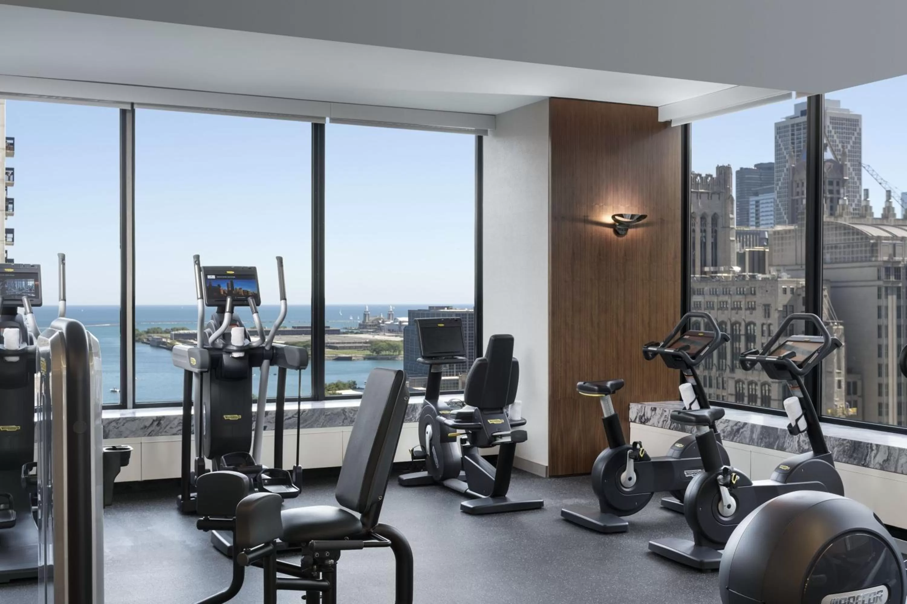 Fitness centre/facilities in The Ritz-Carlton, Chicago