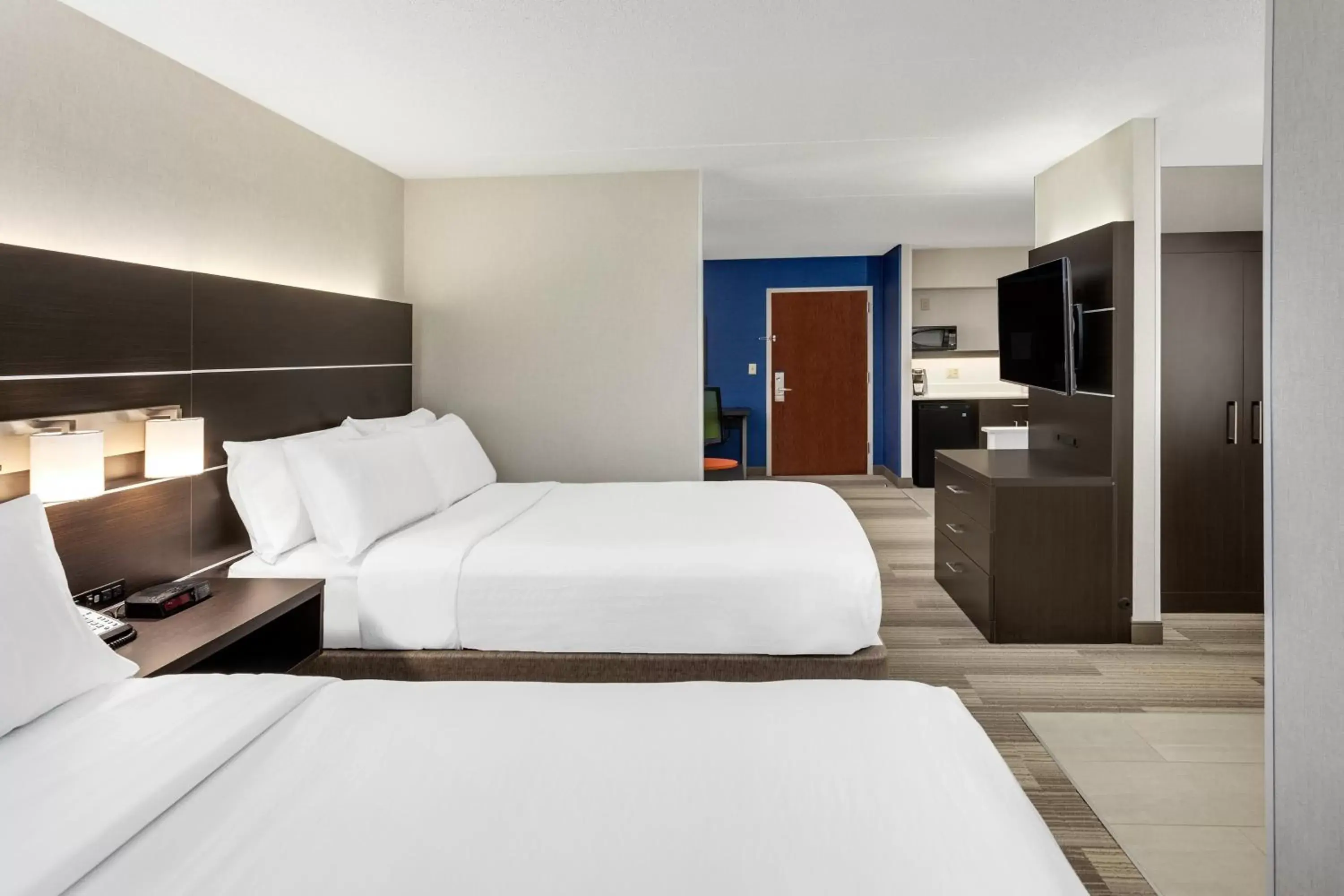 Photo of the whole room, Bed in Holiday Inn Express South Portland, an IHG Hotel