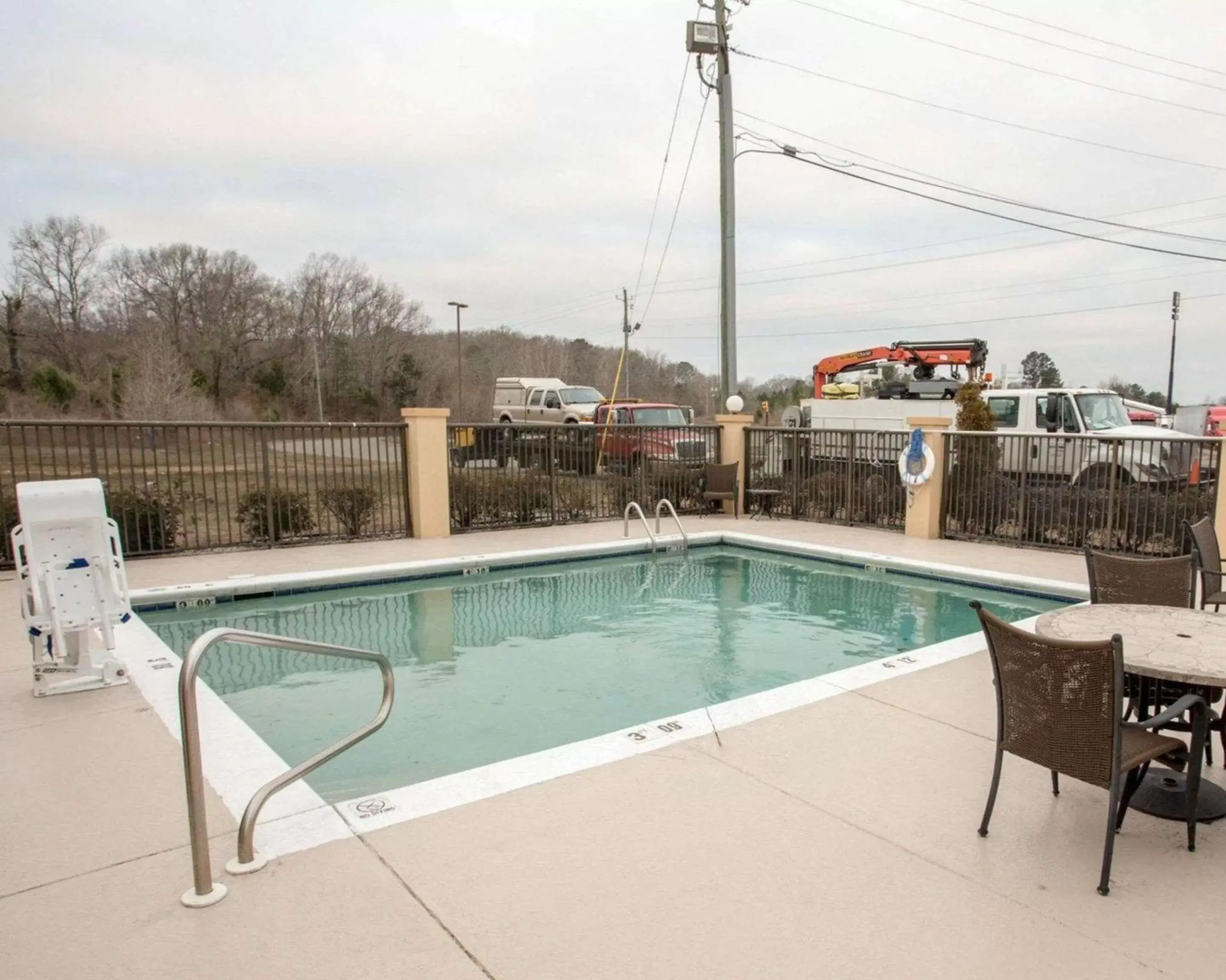 On site, Swimming Pool in Comfort Inn Livingston