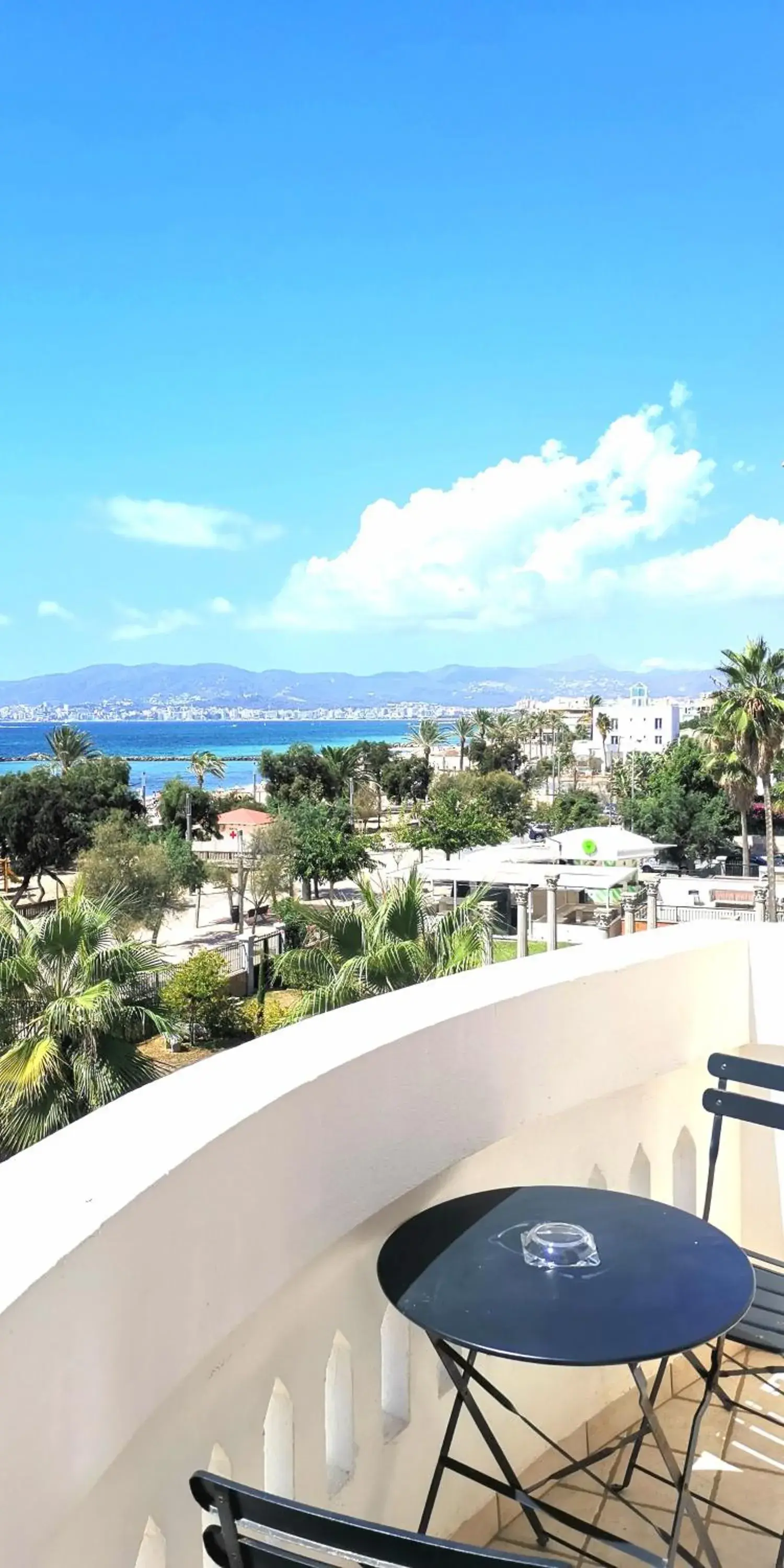 Sea view, Balcony/Terrace in Hotel Ciutat Jardi