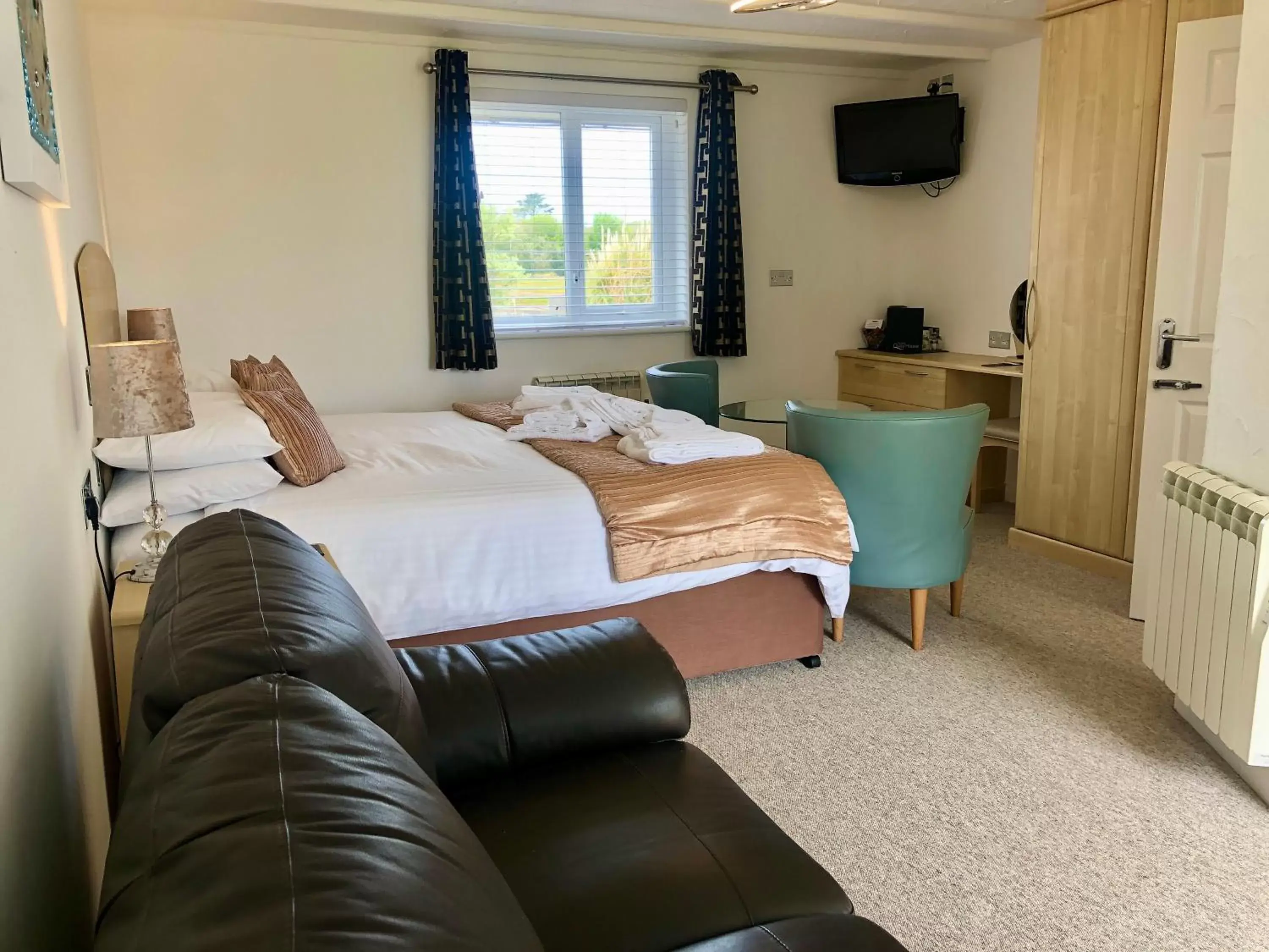 Bedroom, Bed in The Old Quay House