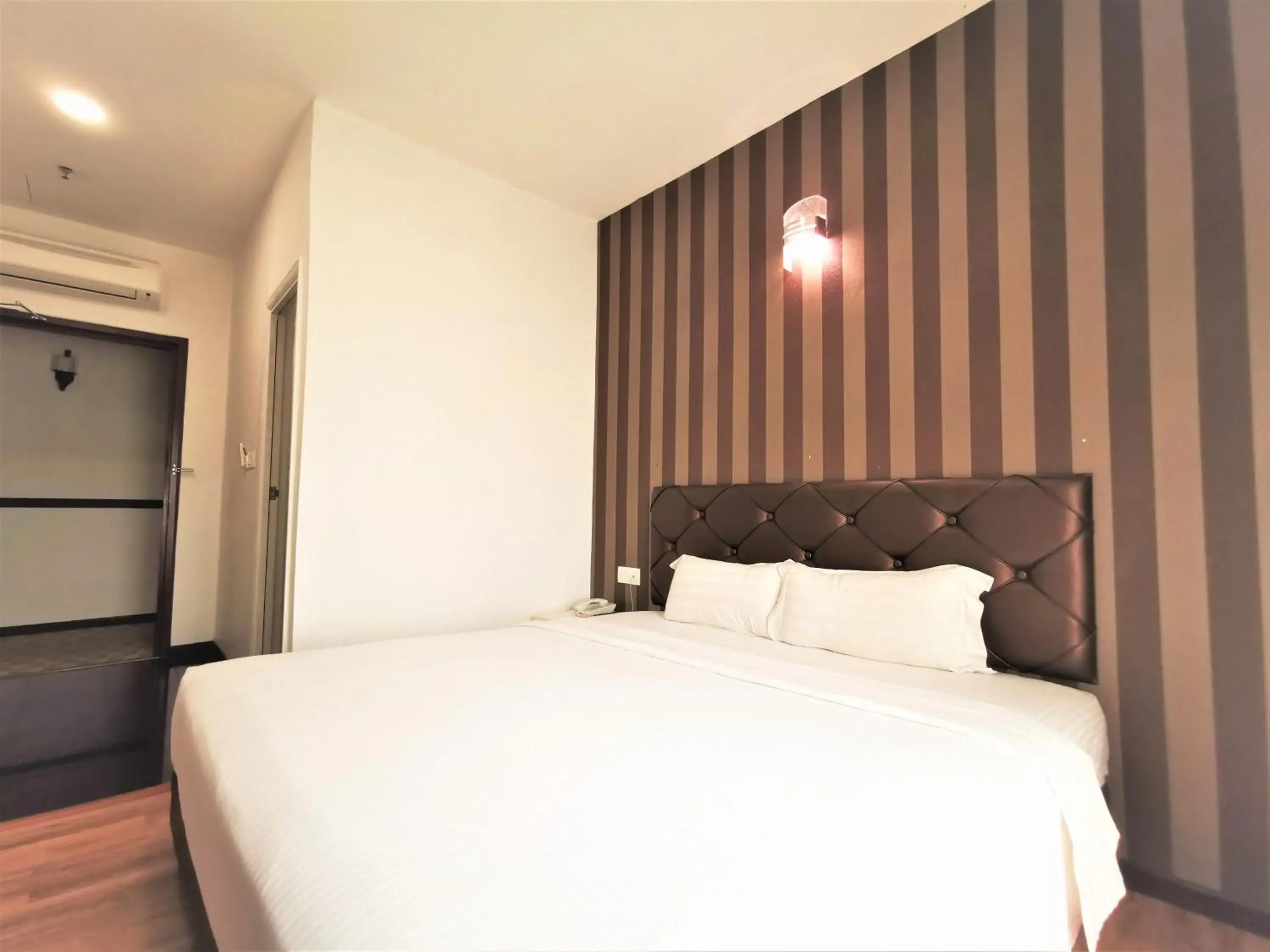 Bed in Koho Hotel