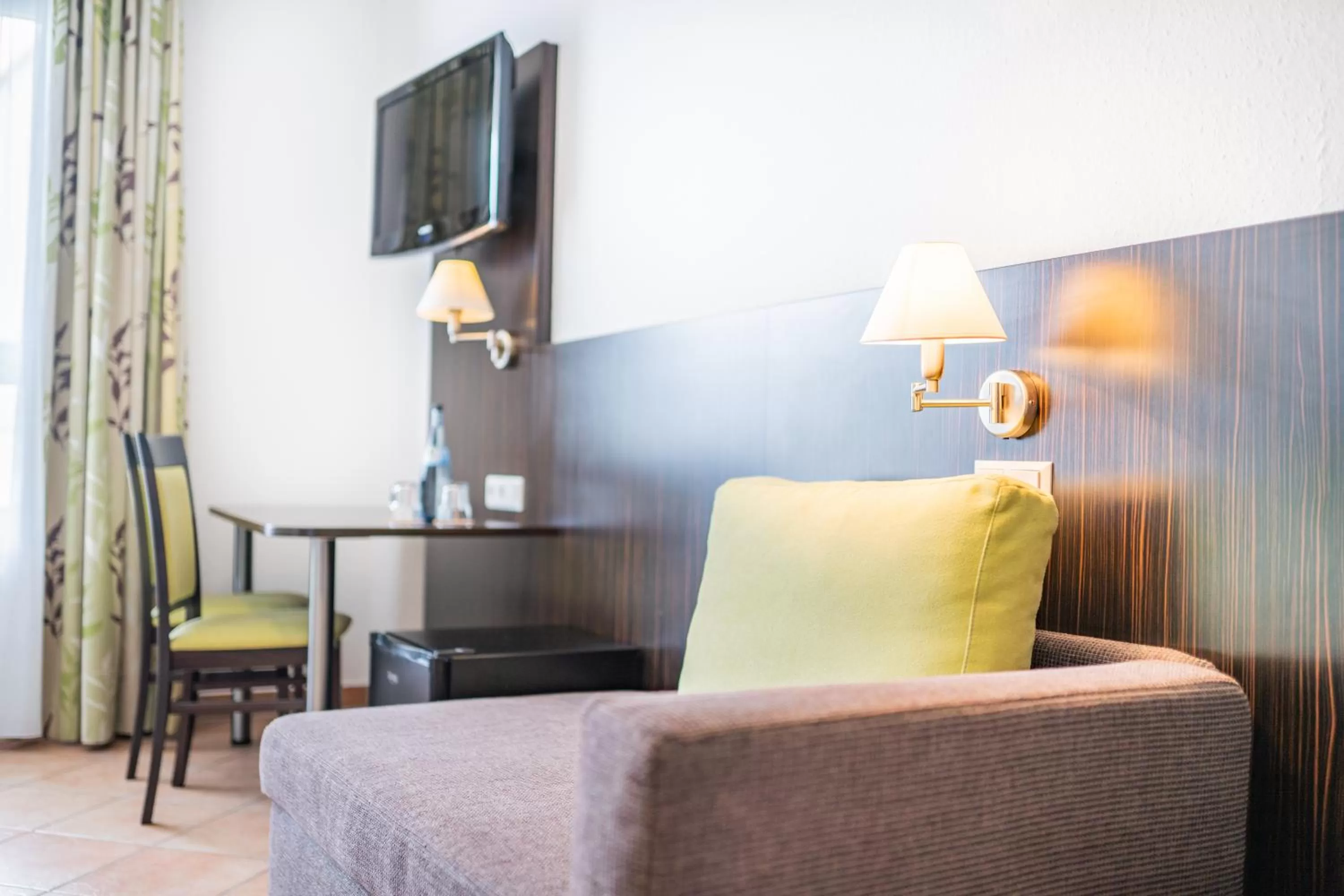 TV and multimedia, Bed in My Airport Hotel STUTTGART-AIRPORT-MESSE