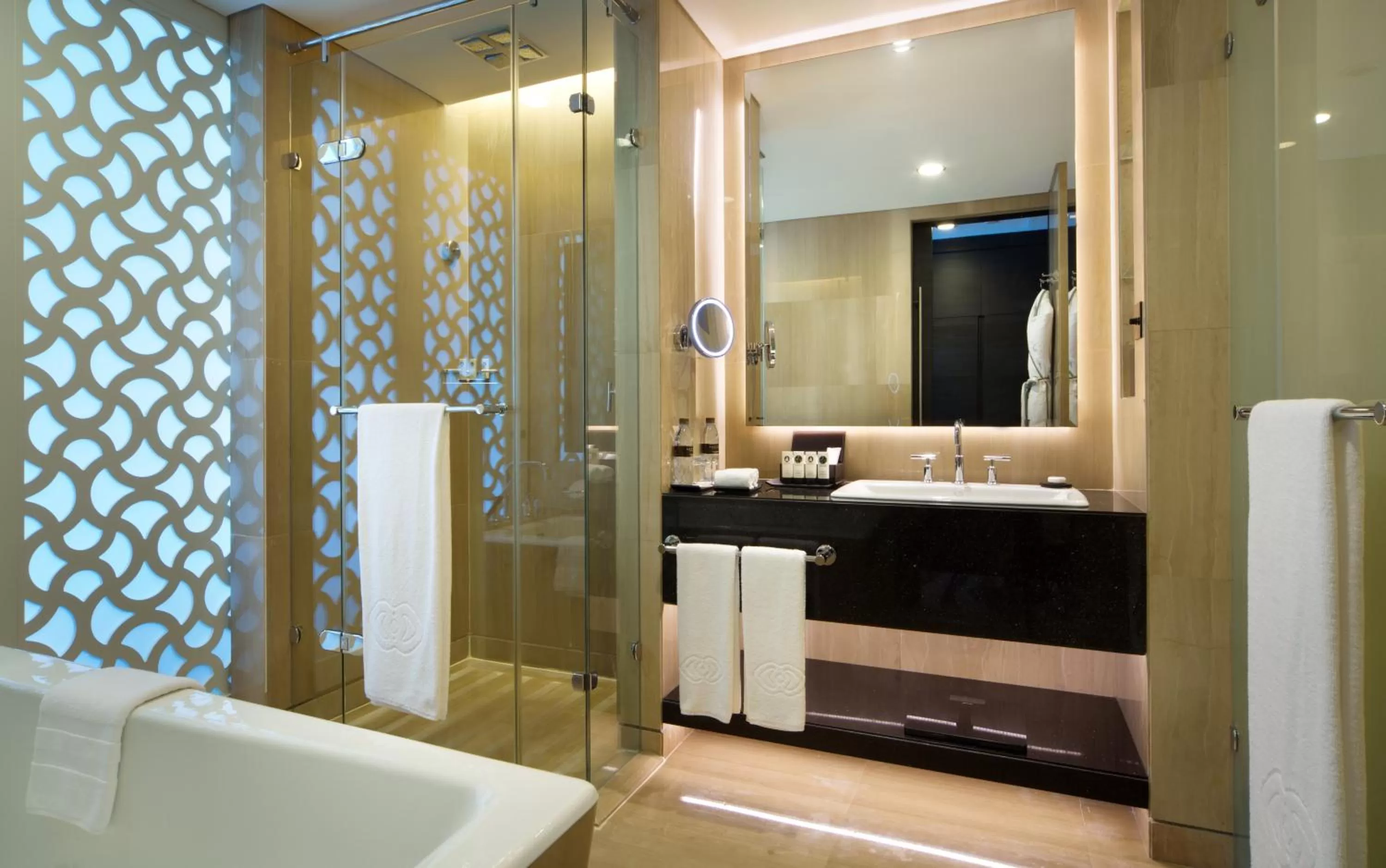 Bathroom in Sofitel Abu Dhabi Corniche